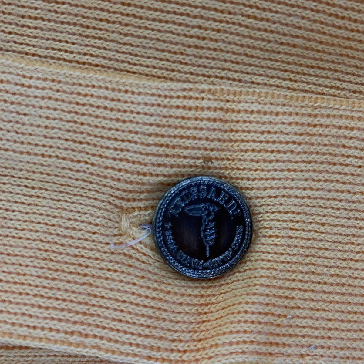 Trussardi Vintage TRUSSARDI Made In ITALY Stamp Button Henley Size L / US 10 / IT 46 - 6 Thumbnail