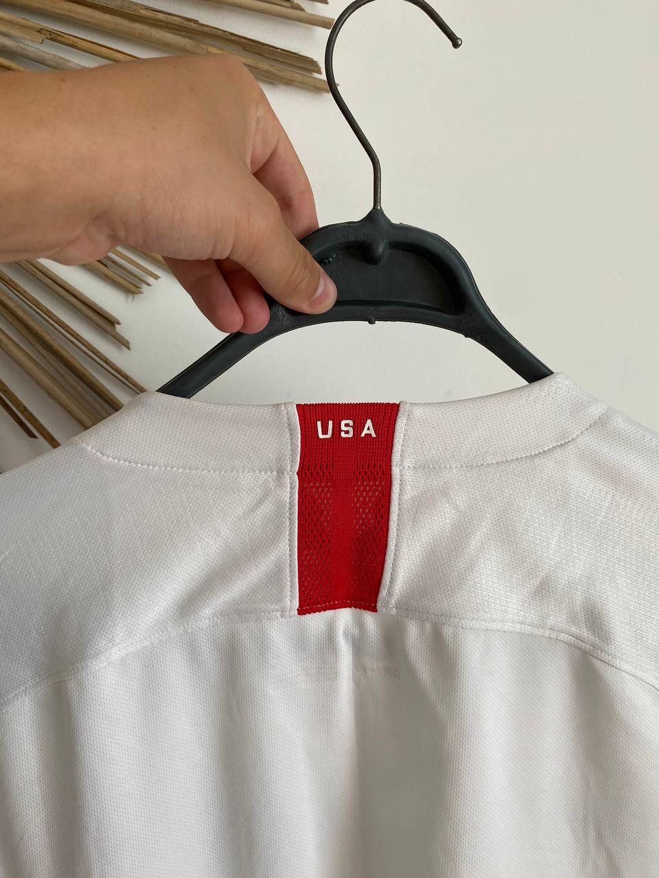 Nike USA 2018 2019 nike home football soccer jersey Size US L / EU 52-54 / 3 - 4 Thumbnail