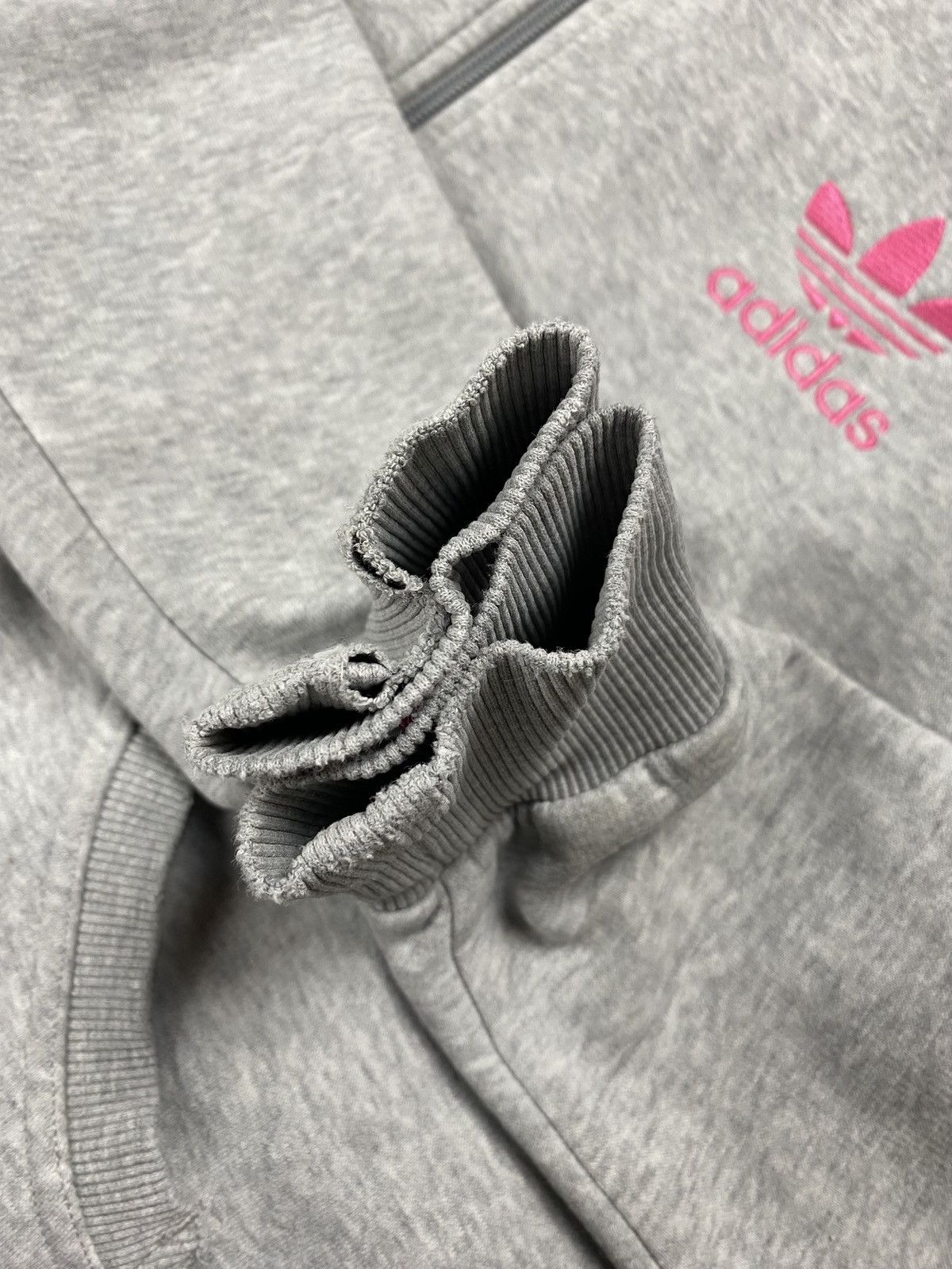 Adidas Adidas chile 62 hoodie pink stripes Size L / US 10 / IT 46 - 14 Thumbnail