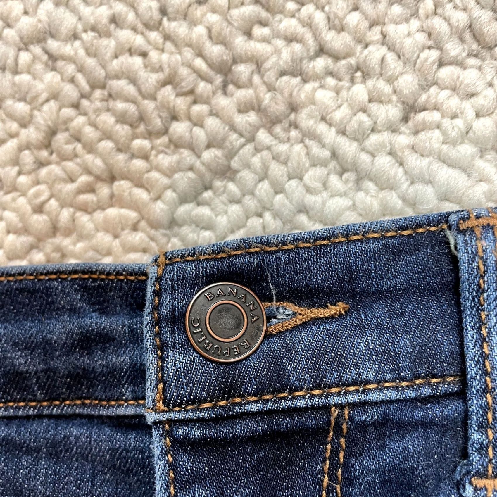 Banana Republic VINTAGE Banana Republic Premium Denim Skinny Solid Mid Rise Blue Jeans Ladies 30x30.5 Size 30" / US 8 / IT 44 - 7 Thumbnail