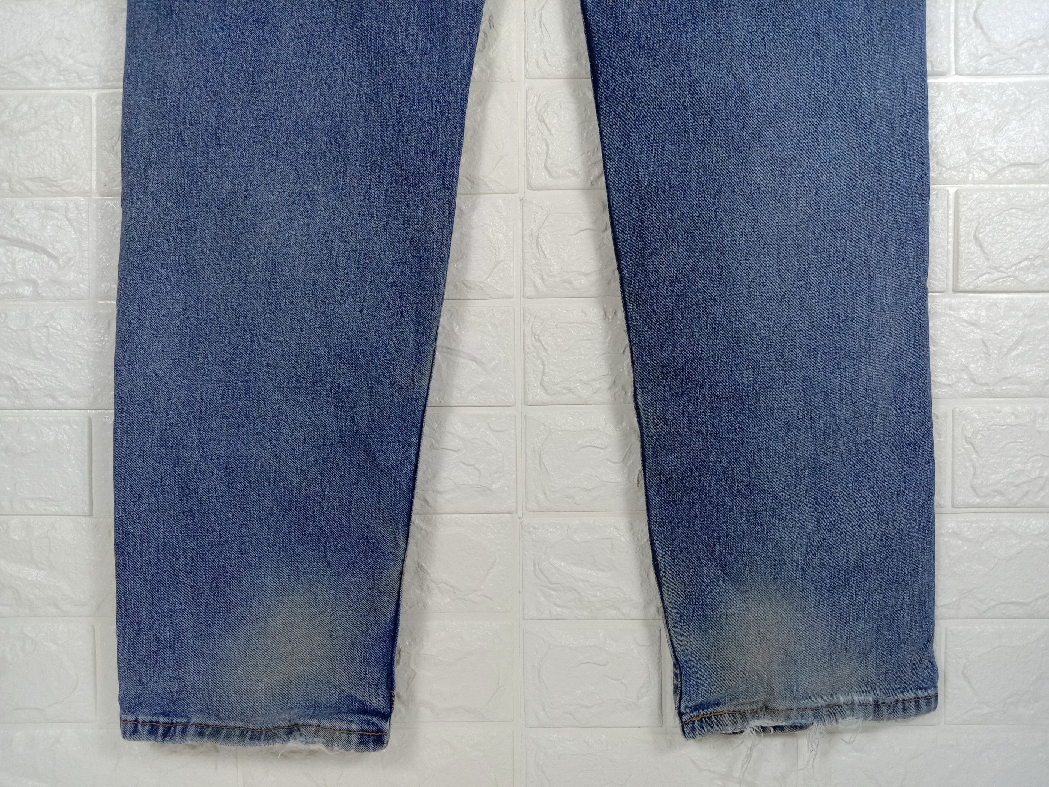 Levi's Vintage Levi's 550 Faded Blue Jeans Distressed Denim Size US 35 - 8 Thumbnail