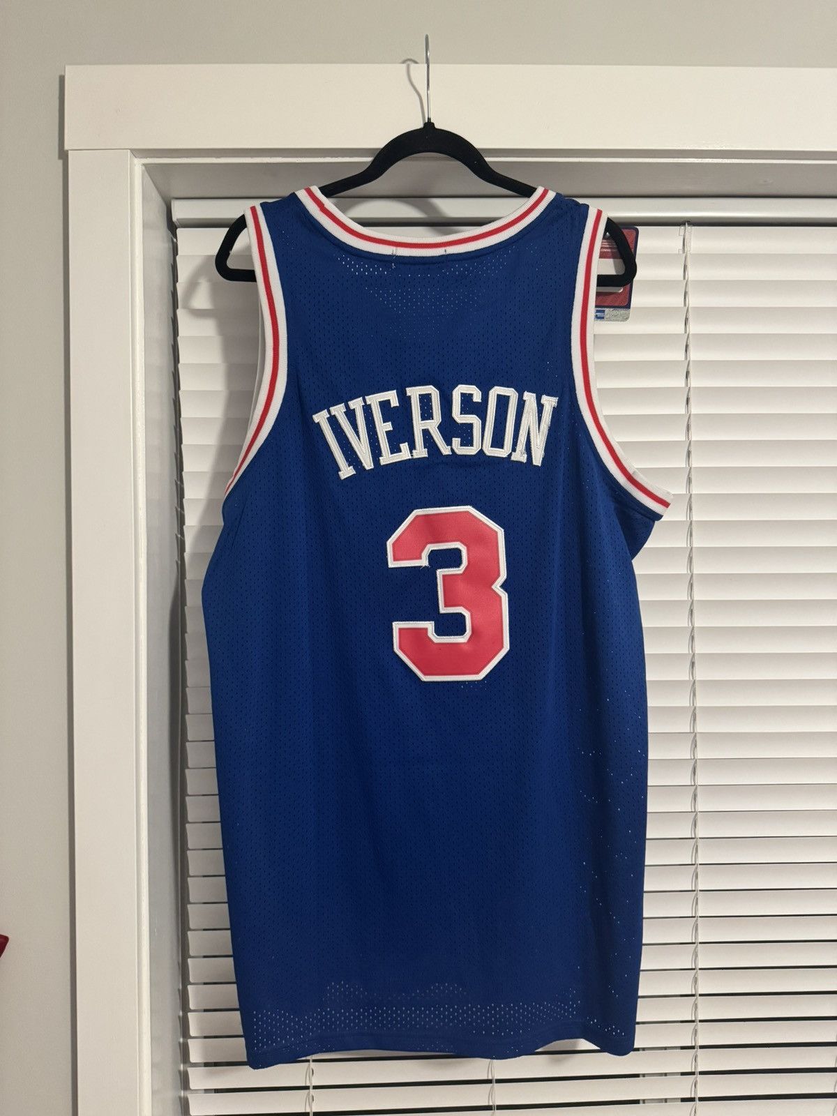 NBA Allen Iverson Philadelphia 76ers Jersey Mitchell & Ness Size US L / EU 52-54 / 3 - 2 Thumbnail