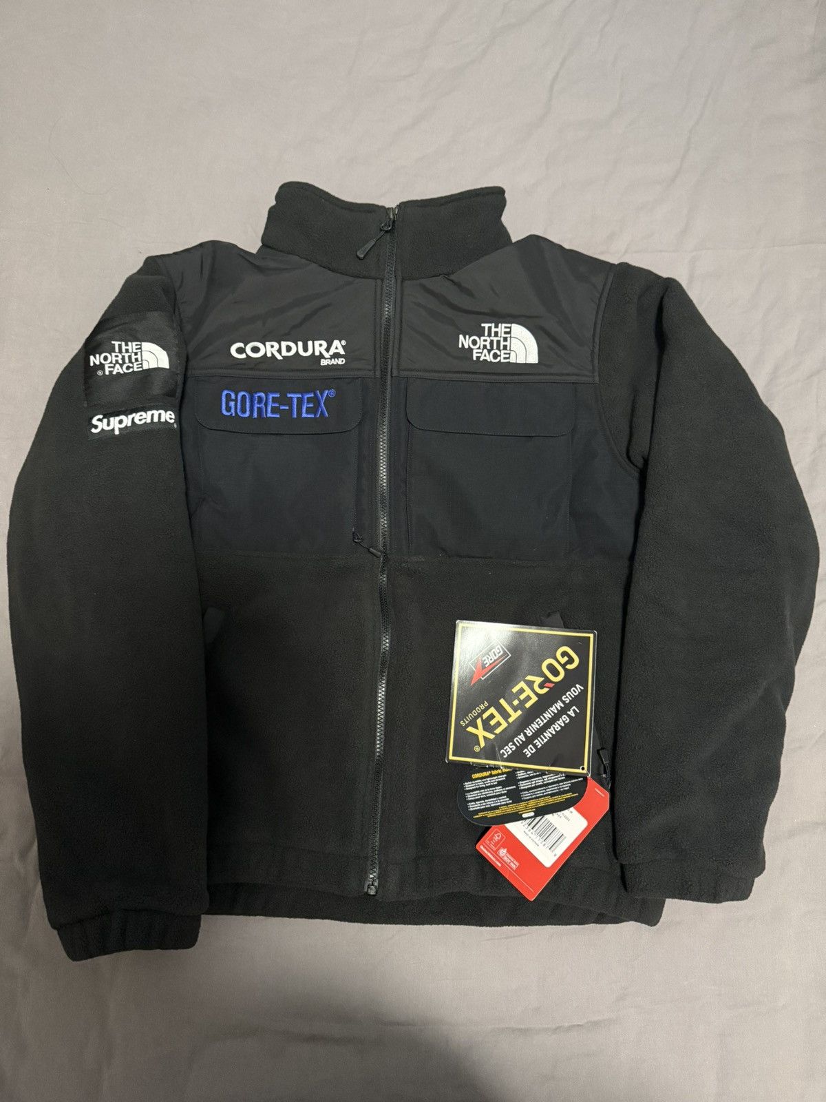 Supreme × The North Face Supreme tnf the north face expedition fleece jacket black Size US M / EU 48-50 / 2 - 1 Thumbnail