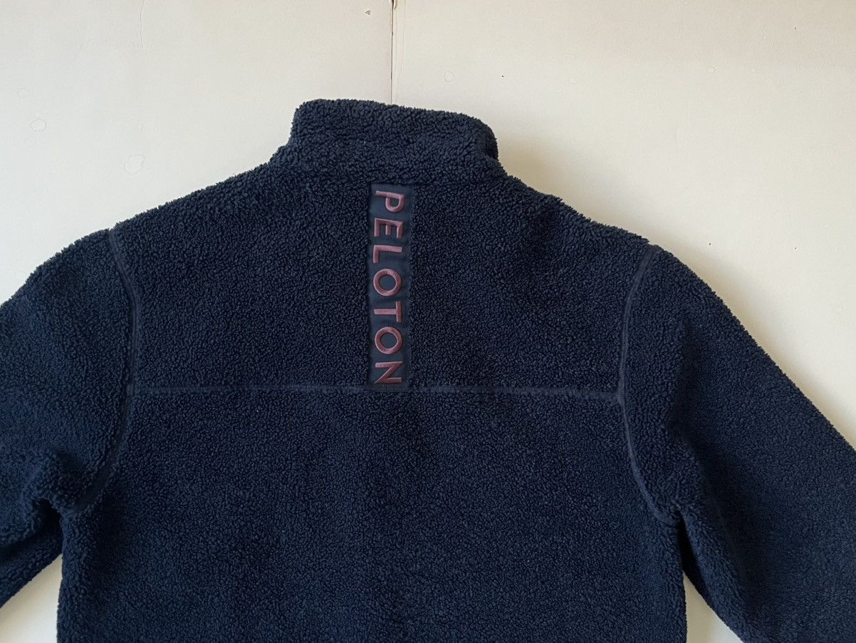 Peloton Peloton X Four Lap, Sherpa/Nylon Reversible Jacket, Men US M Size US M / EU 48-50 / 2 - 9 Thumbnail