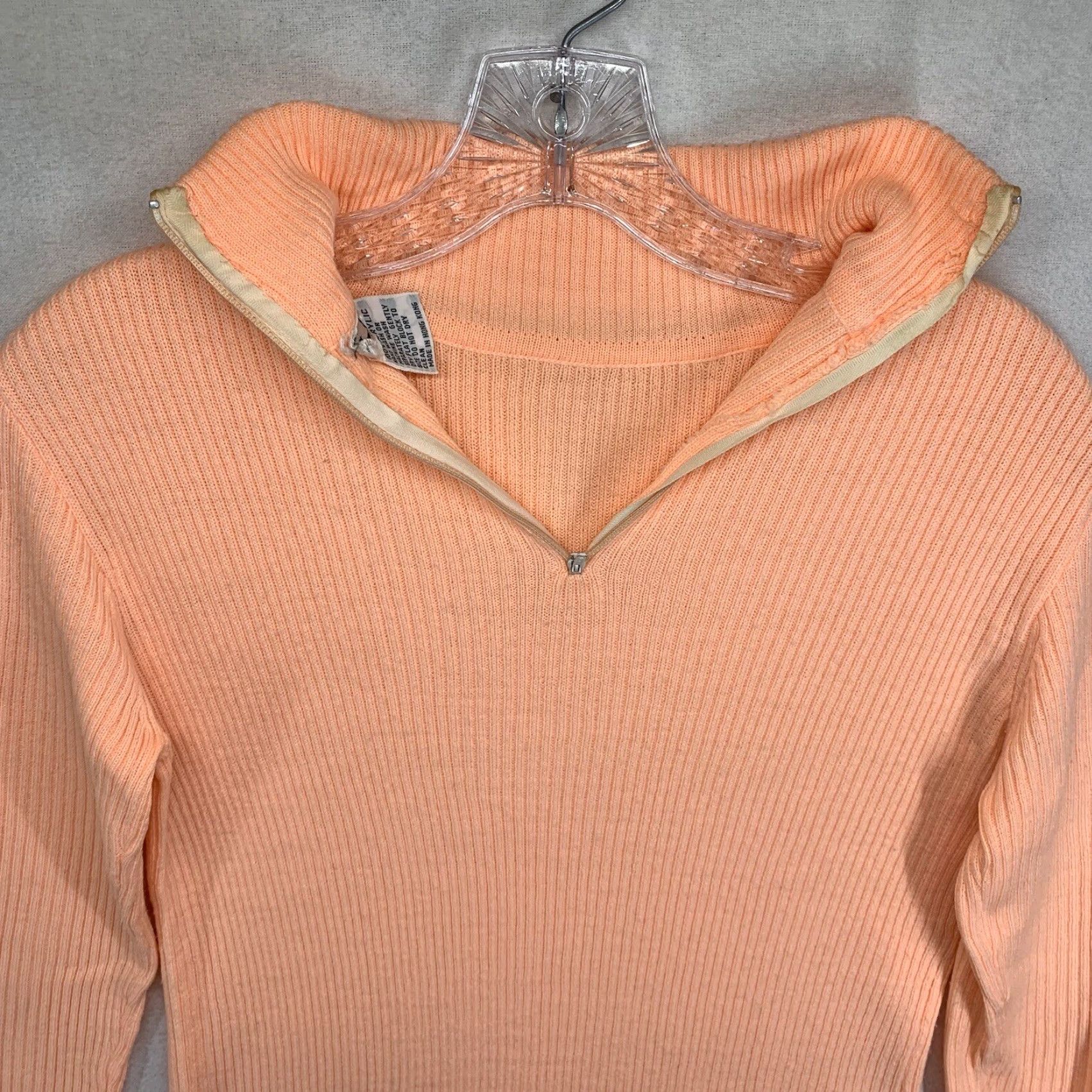 Vintage VINTAGE Garfinckels Women’s Sweater Pullover Turtleneck Pink 80s Slim Fit Medium Knit Zipper Size M / US 6-8 / IT 42-44 - 6 Thumbnail
