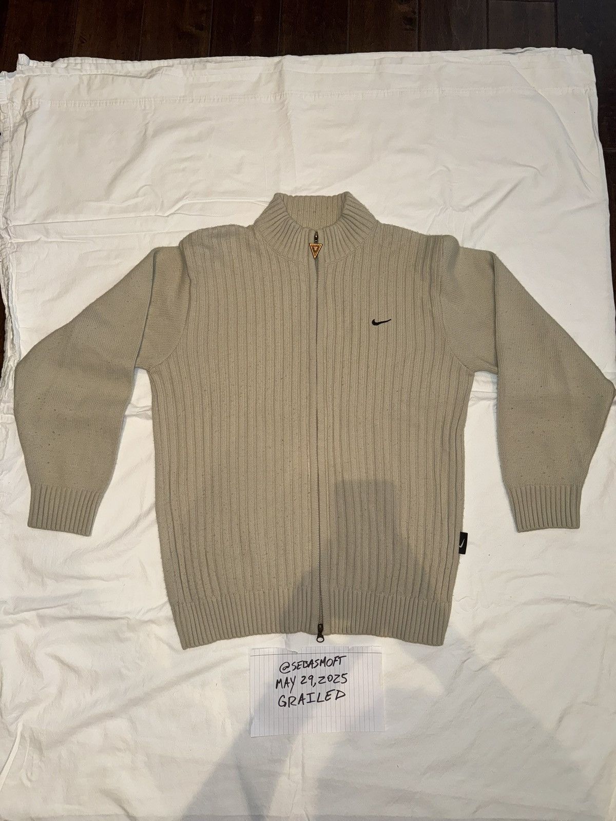 Nike Vintage Nike Beige Knit Jacket Zip Up Rare Size US M / EU 48-50 / 2 - 1 Thumbnail