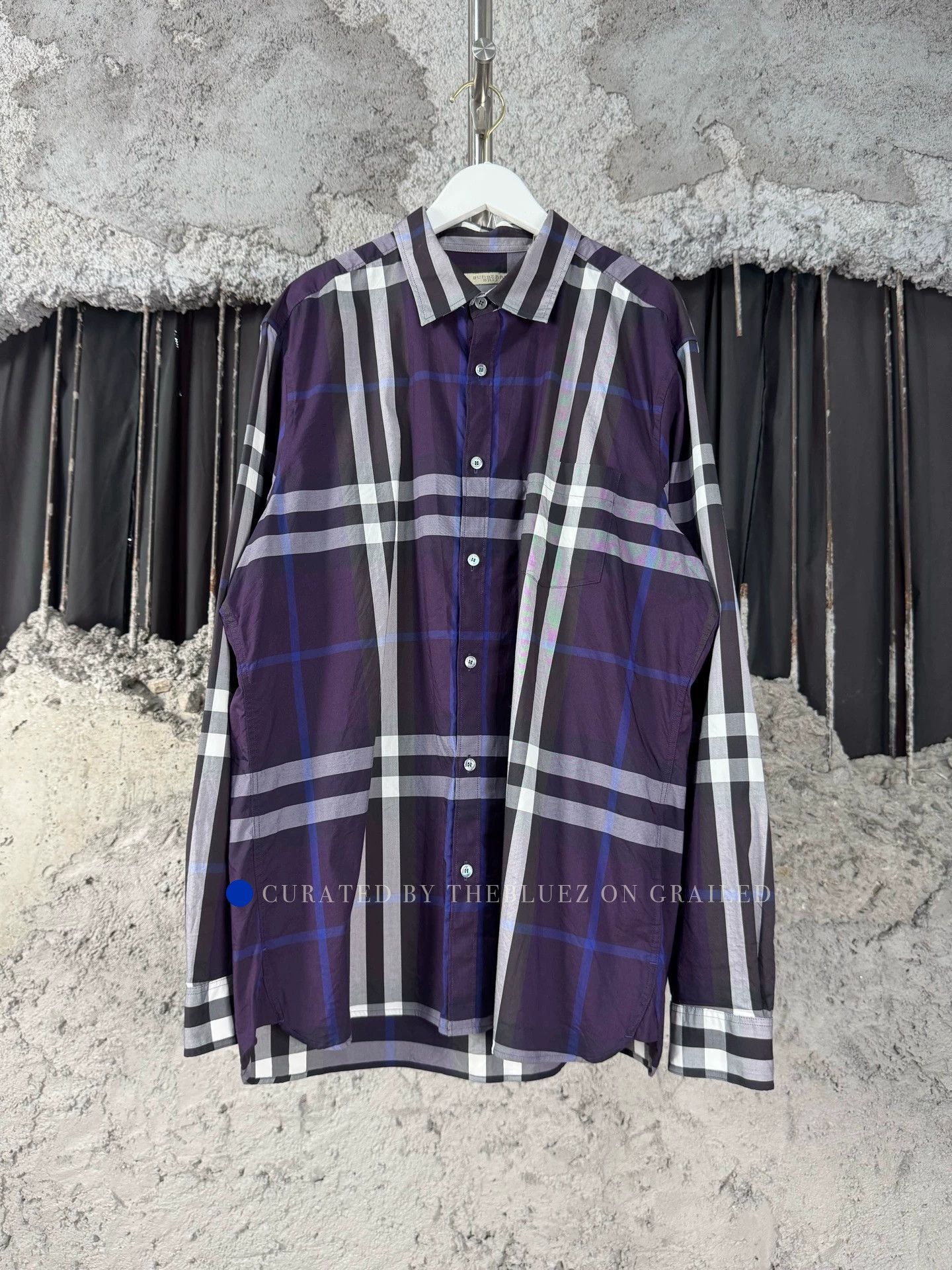 Burberry Stylish Purple Button-Up Shirt in XL Size US XL / EU 56 / 4 - 1 Thumbnail