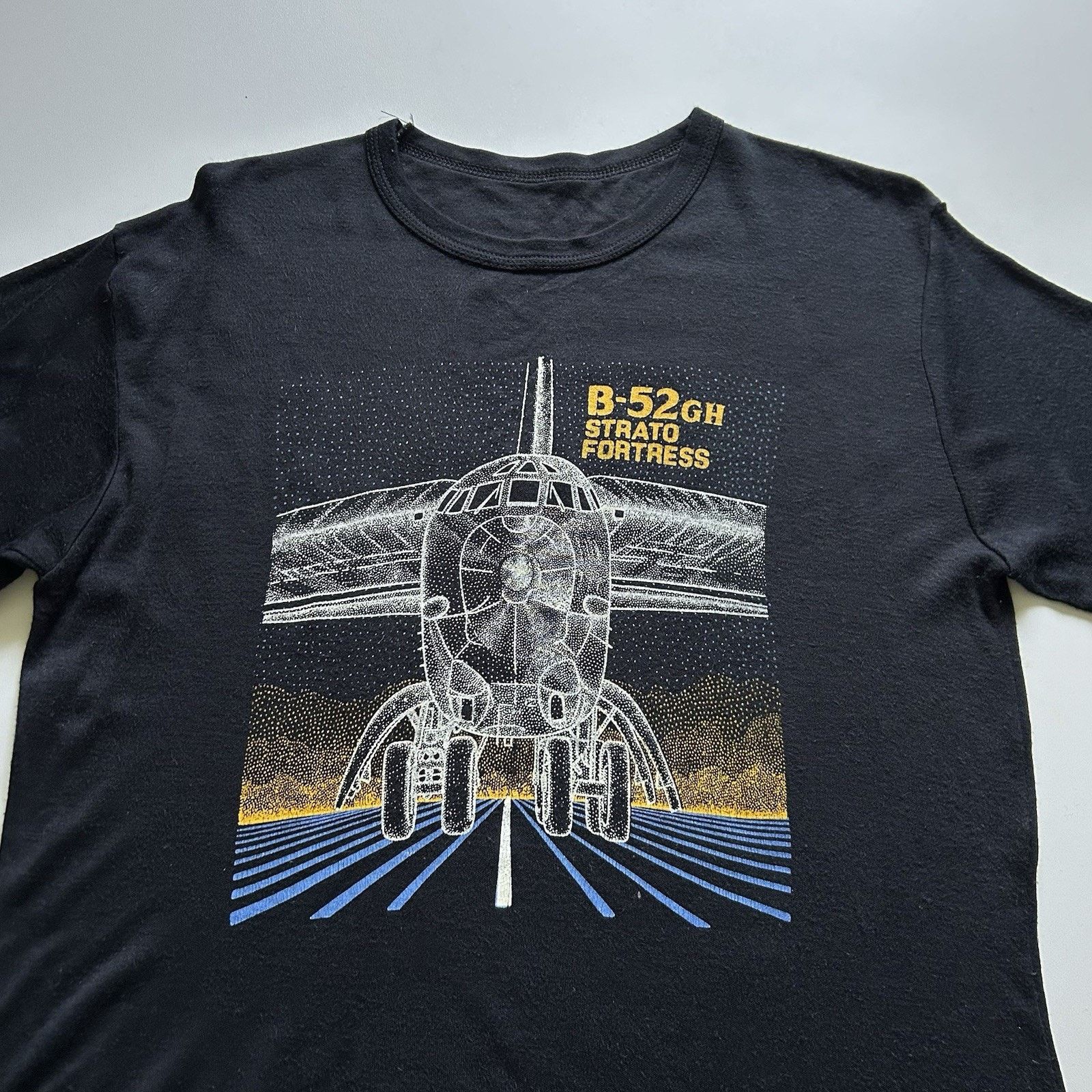 Vintage Vintage 80s Airplane Air Force Art Shirt Medium Faded Black Size US M / EU 48-50 / 2 - 2 Thumbnail