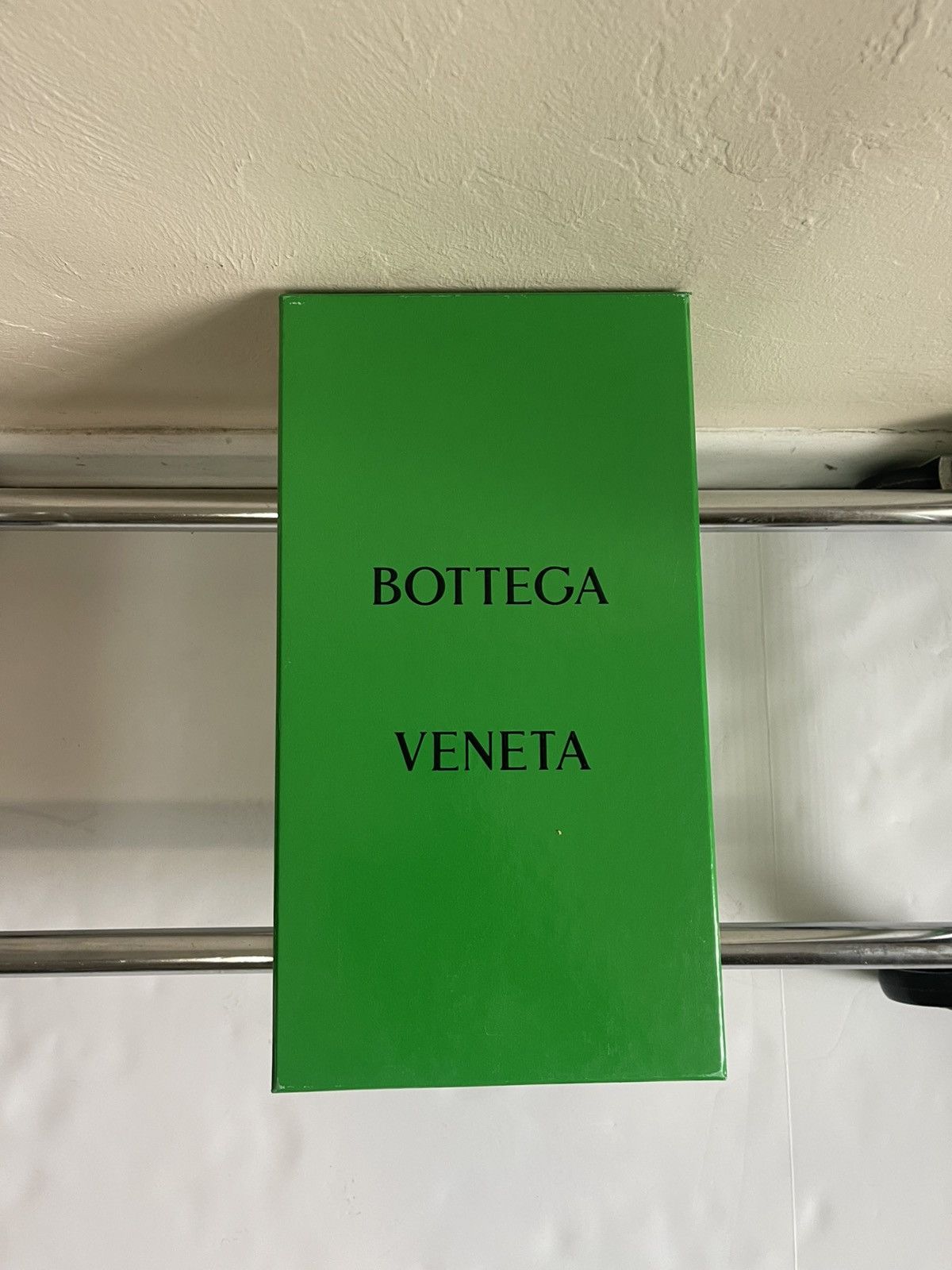 Bottega Veneta Bottega Veneta Shearling Wavy Triangle size US 8 Size US 8 / IT 38 - 8 Thumbnail