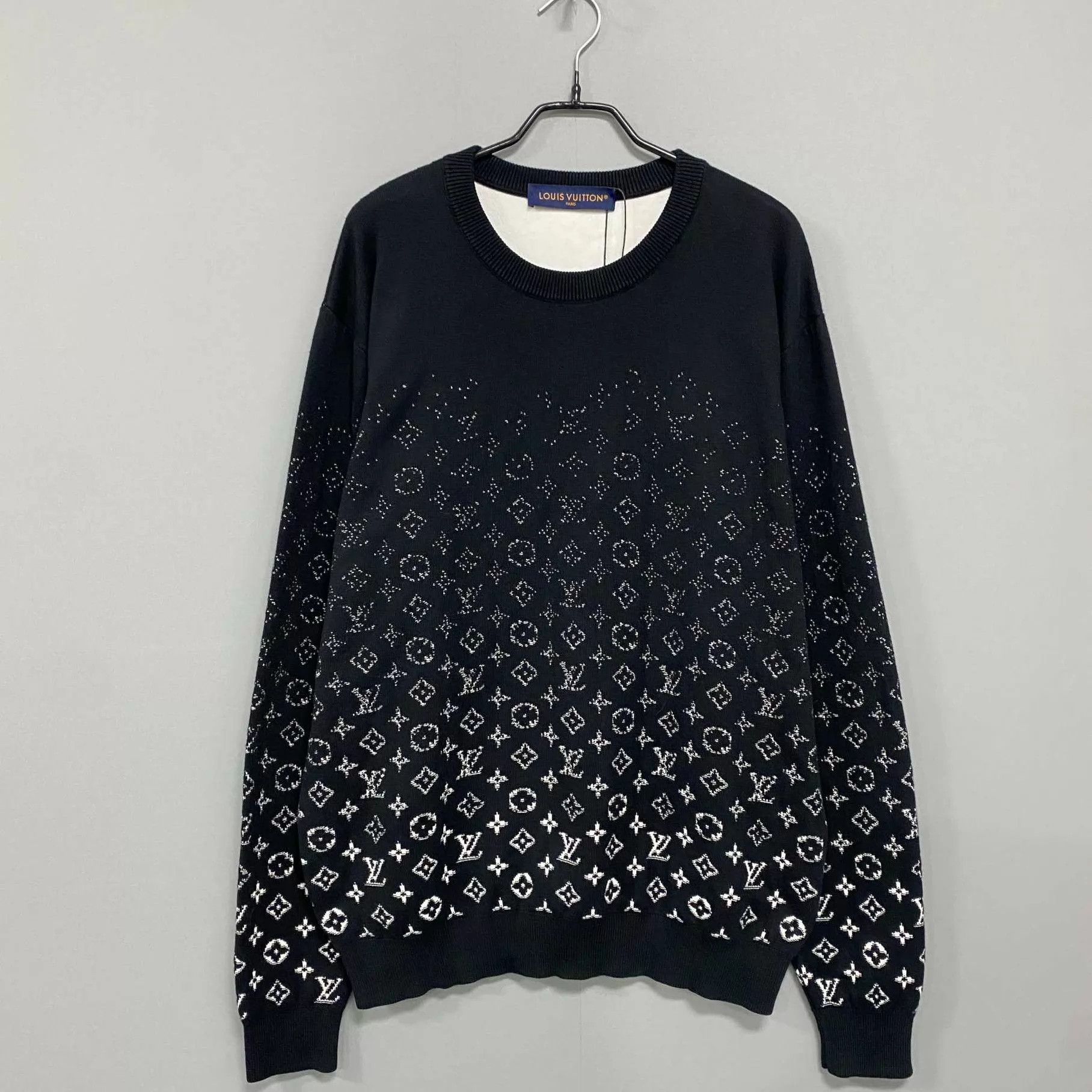 Louis Vuitton LV Monogram Gradient AOP Sweatshirt 99 New L Size US L / EU 52-54 / 3 - 1 Thumbnail