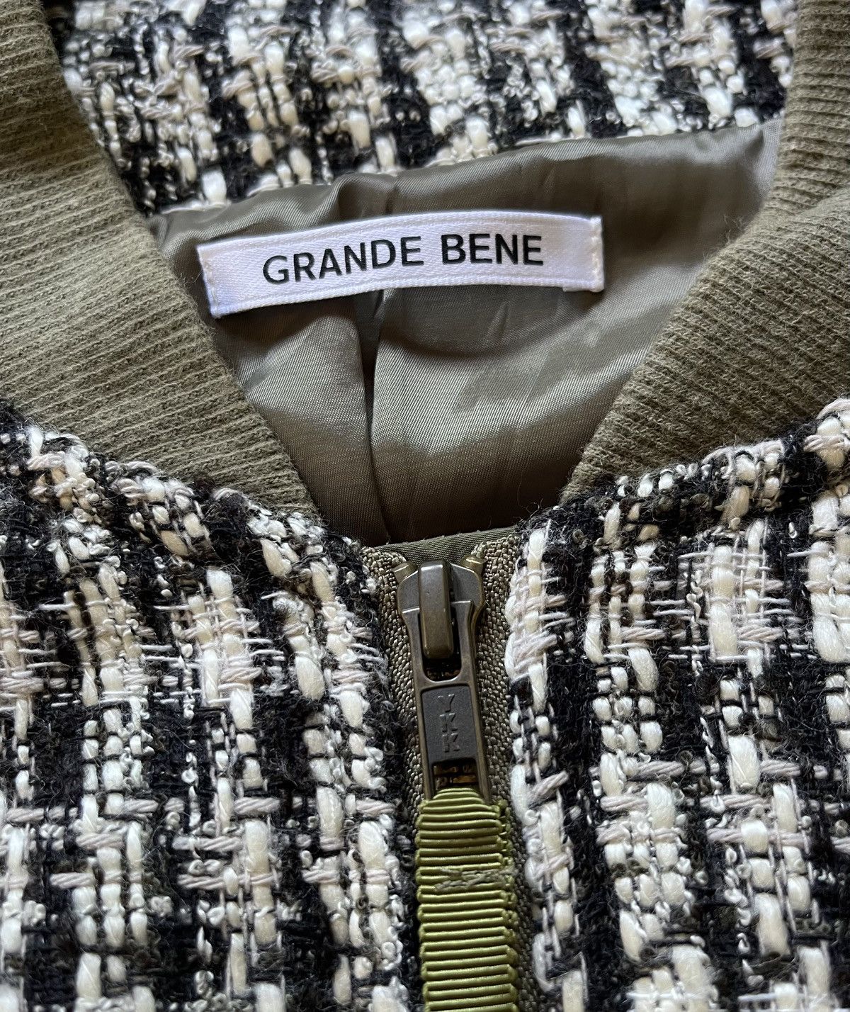 Junya Watanabe GRANDE BENE WOMEN'S PLAID MA-1 STYLE TWEED JACKET Size S / US 4 / IT 40 - 6 Thumbnail