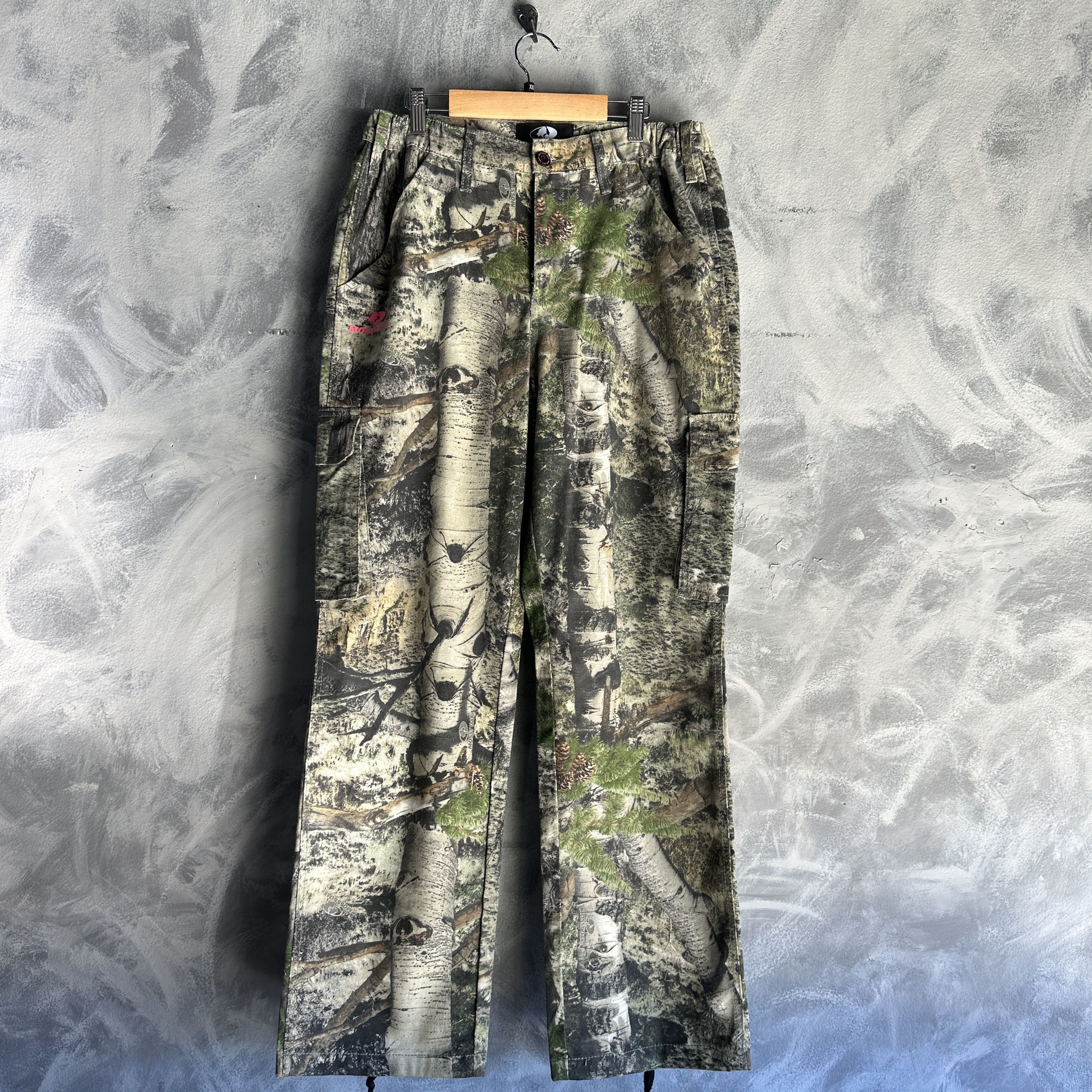 Levi's Vtg Realtree Camo Cargo Pants Mens 31x32 Medium Baggy Fit Size US 31 - 1 Thumbnail