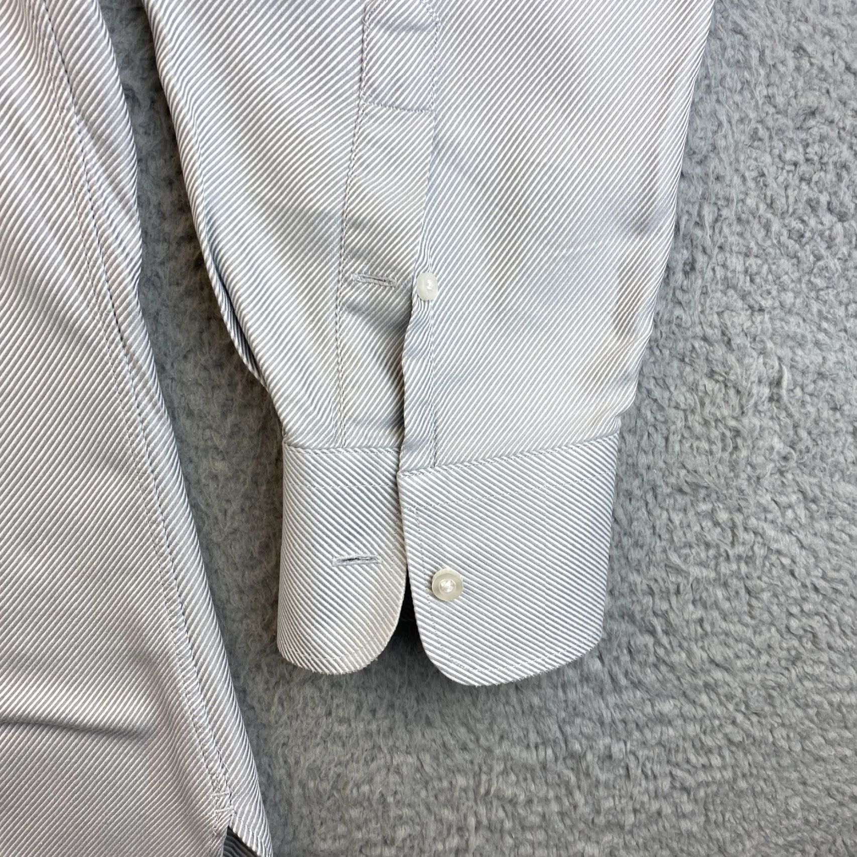 Nordstrom John W. Nordstrom Dress Shirt Mens 16.5 34 Gray 100% Cotton Button Pocket Dress Shirt Mens Regular Collar Point Cuff 46-39 Size 42R - 5 Thumbnail