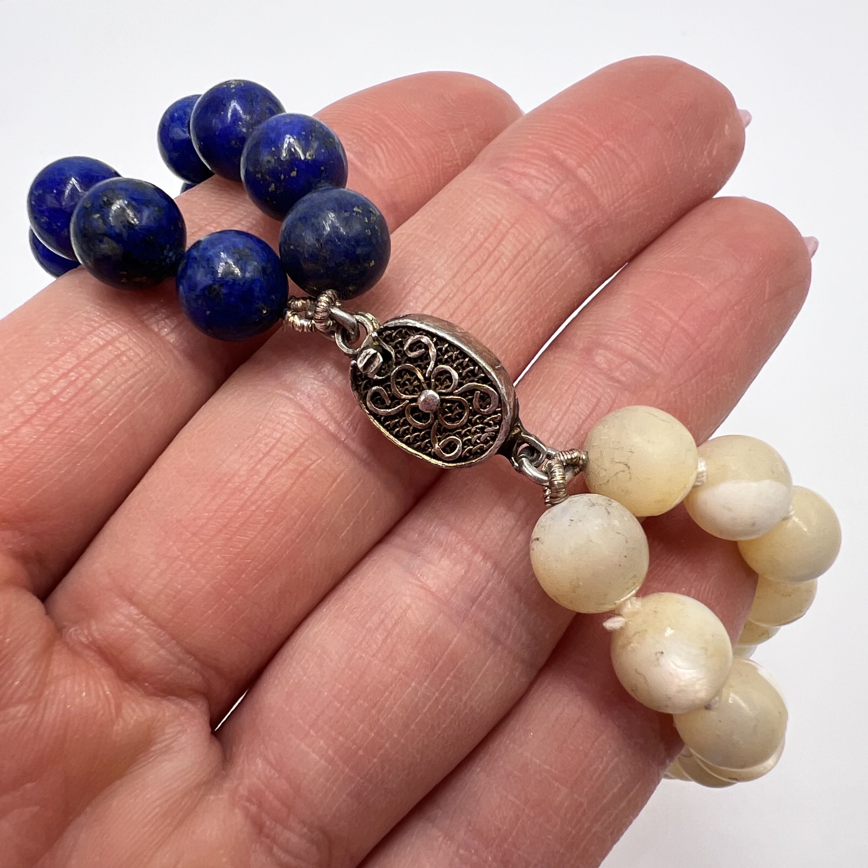 Vintage Vintage Lapis Lazuli & Mother of Pearl Bead Necklace 43cm Size ONE SIZE - 11 Thumbnail