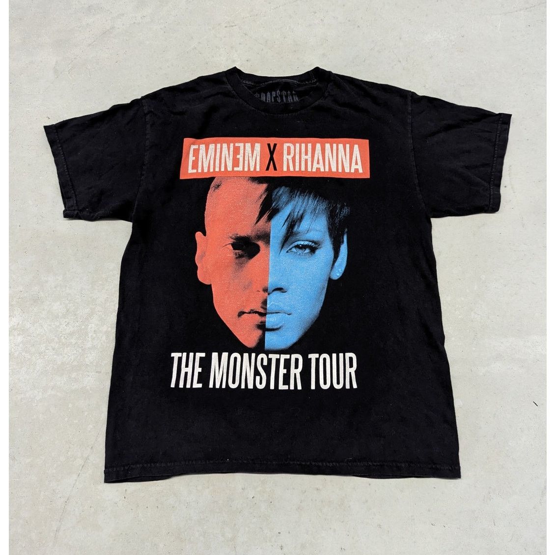 Band Tees × Trapstar London Eminem x Rihanna The Monster Tour Trapstar t-shirt Size US L / EU 52-54 / 3 - 1 Thumbnail