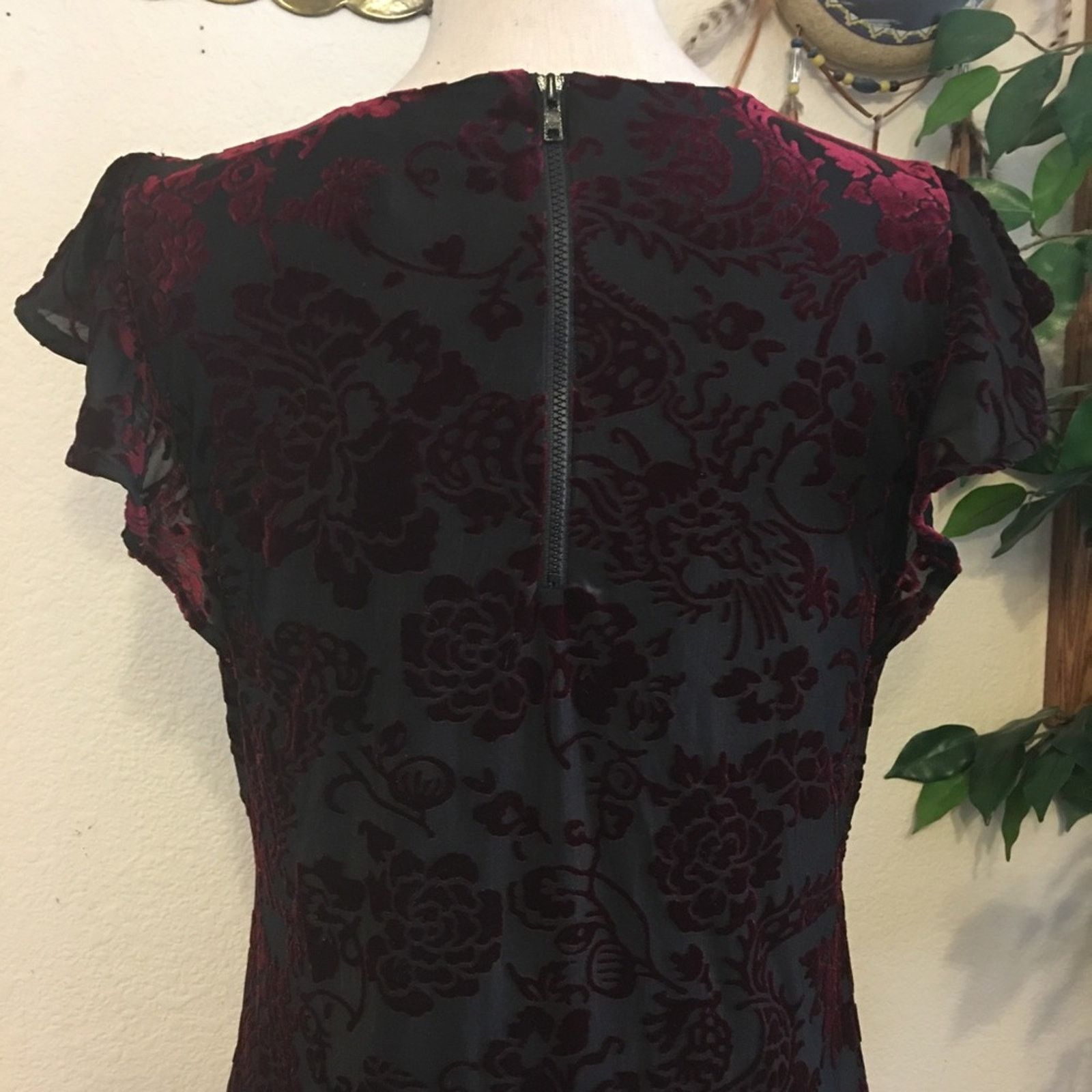 Designer Adrienne Vittadini floral velvet burn out dress Size XS / US 0-2 / IT 36-38 - 7 Thumbnail
