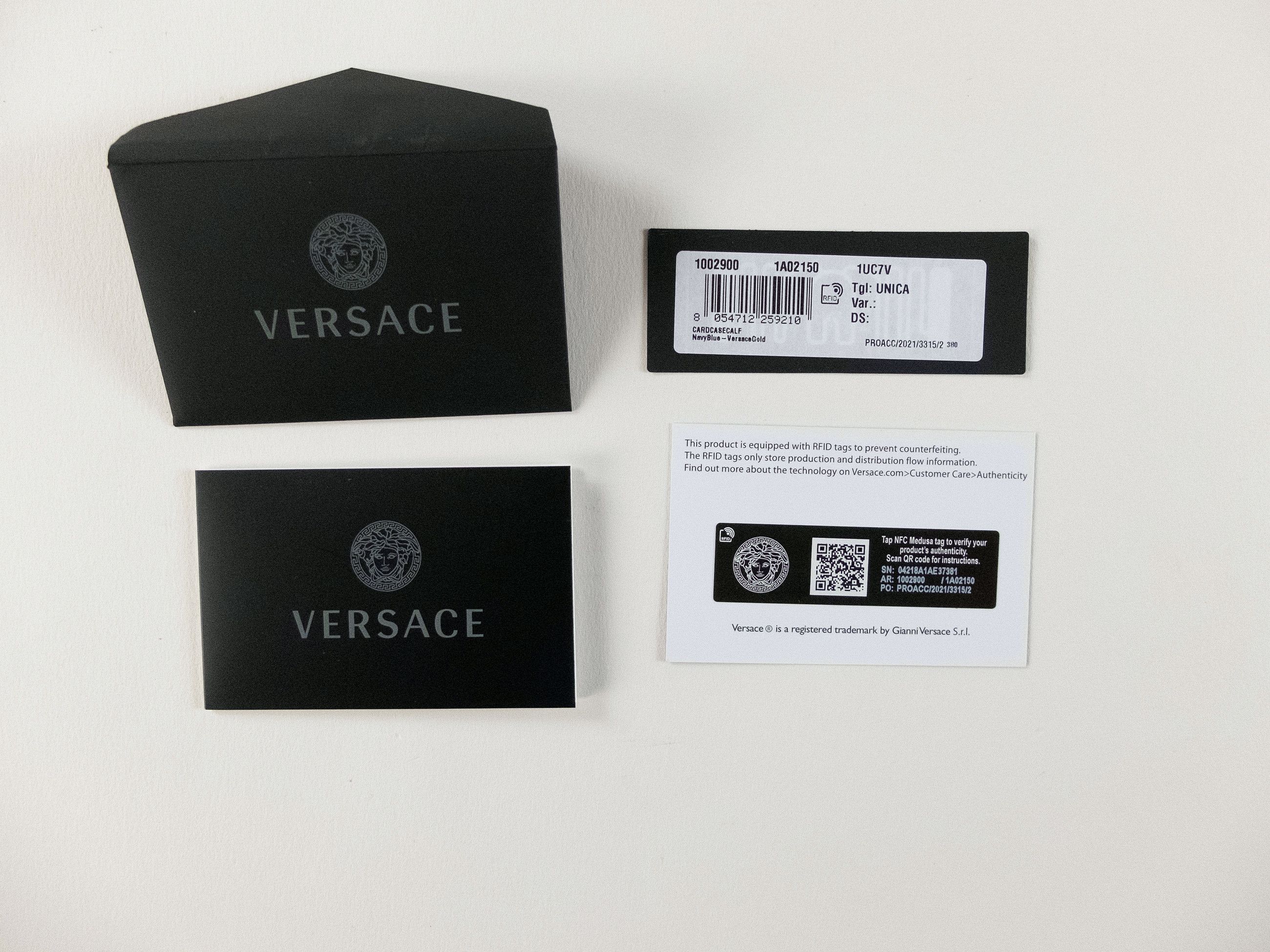 Versace VERSACE Medusa blue leather card holder with neck strap Size ONE SIZE - 6 Thumbnail