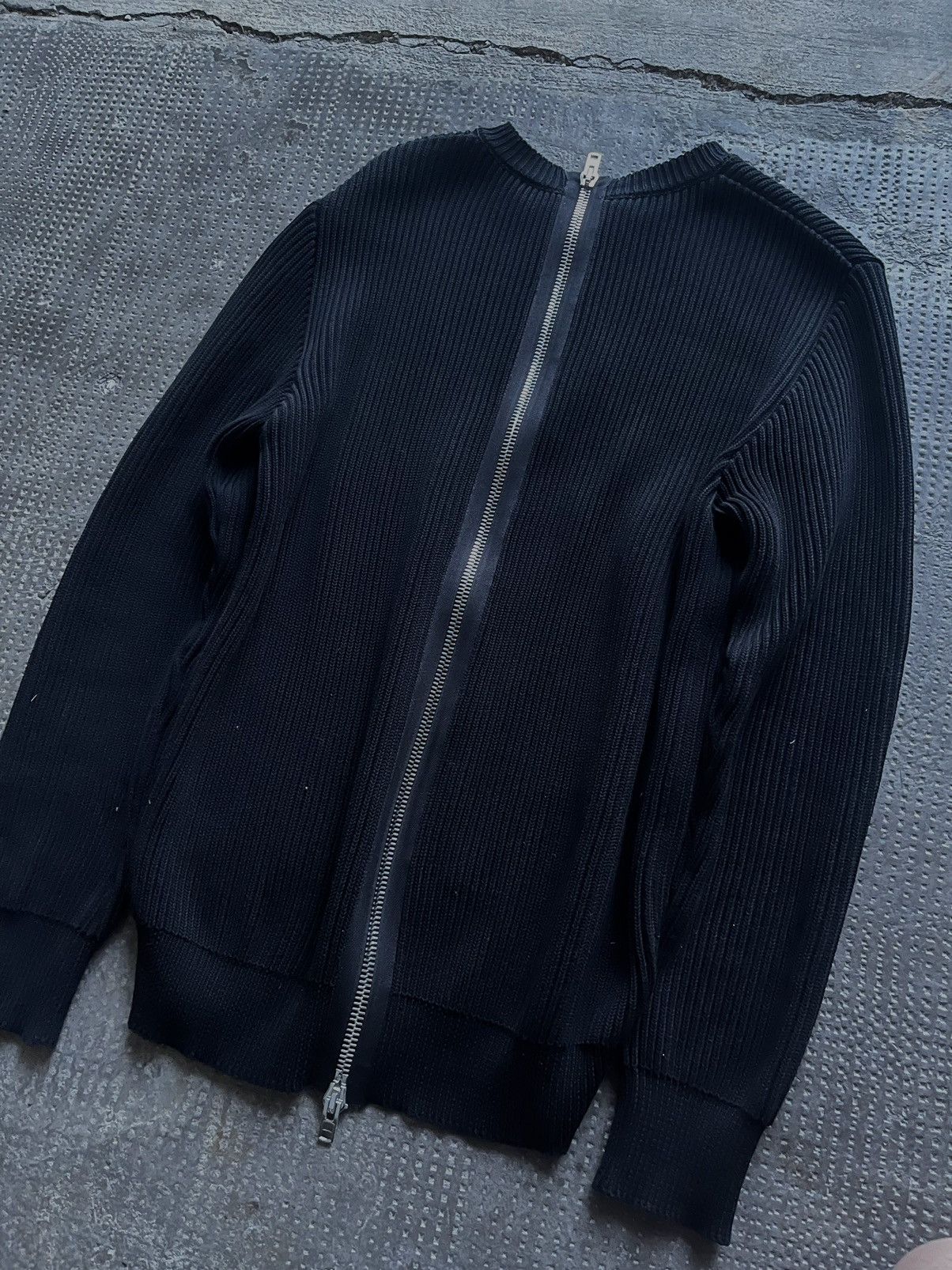 Givenchy Givenchy Black Ribbed Sweater with Triangle Graphic Size US M / EU 48-50 / 2 - 4 Thumbnail