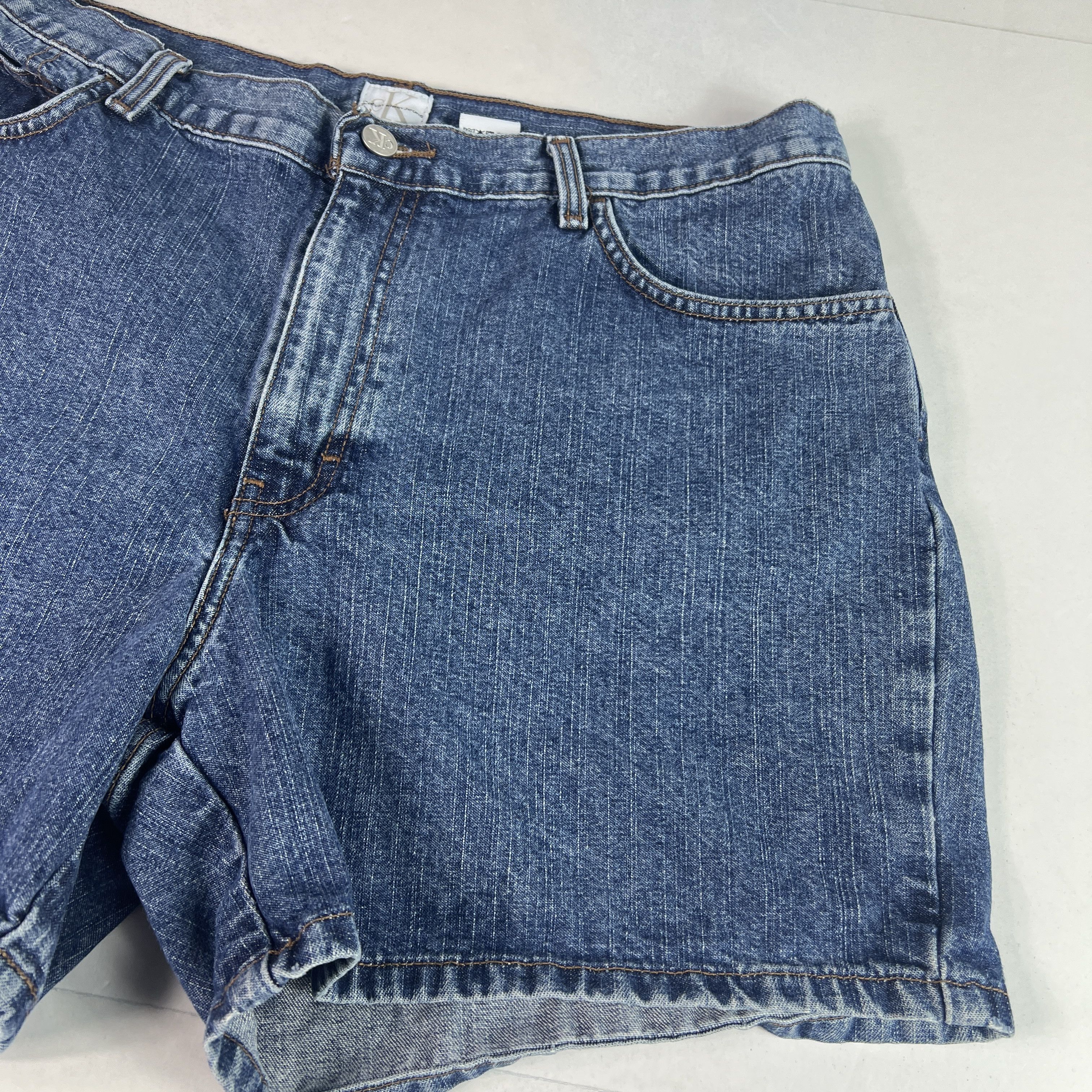 Calvin Klein Y2K Calvin Klein Shorts High Rise Blue Denim Jorts No Tags Size 34" / US 12 / IT 48 - 4 Thumbnail