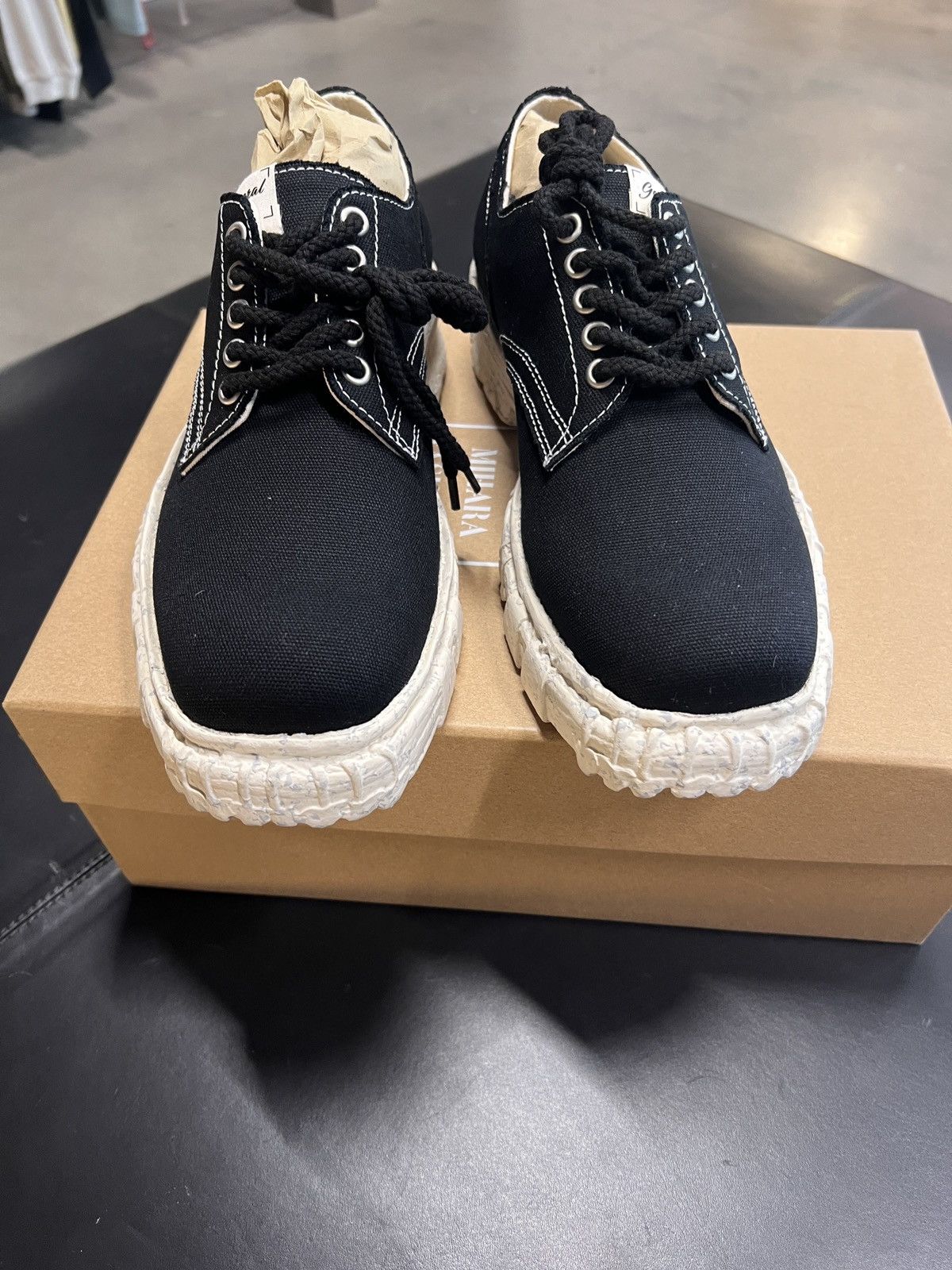 Maison MIHARA YASUHIRO MAISON MIHARA YASUHIRO Black Vintage Like Derbys Size US 7 / EU 40 - 18 Thumbnail