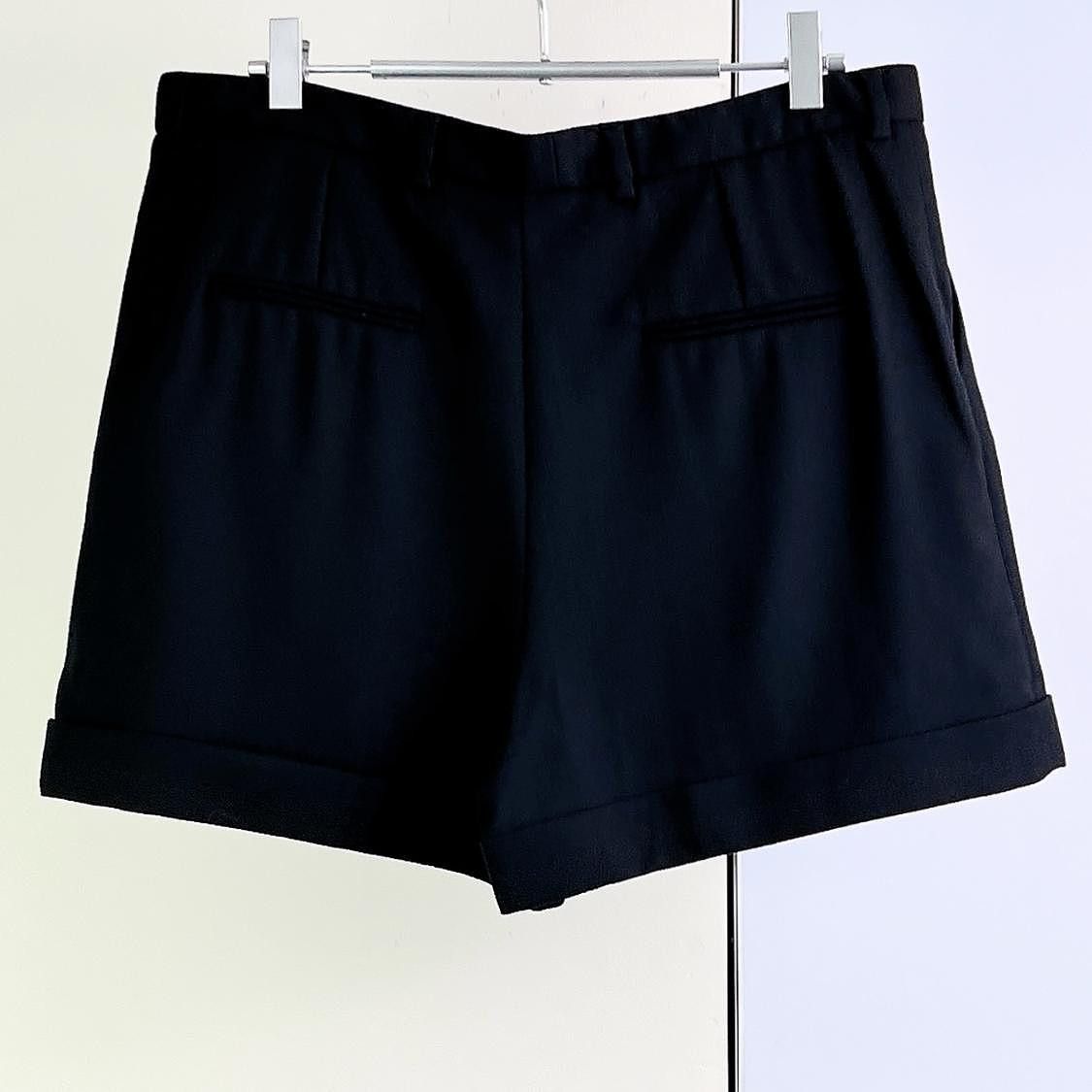 Saint Laurent Paris Saint Laurent Wool Shorts Size IT 42 Size 28" / US 6 / IT 42 - 1 Thumbnail