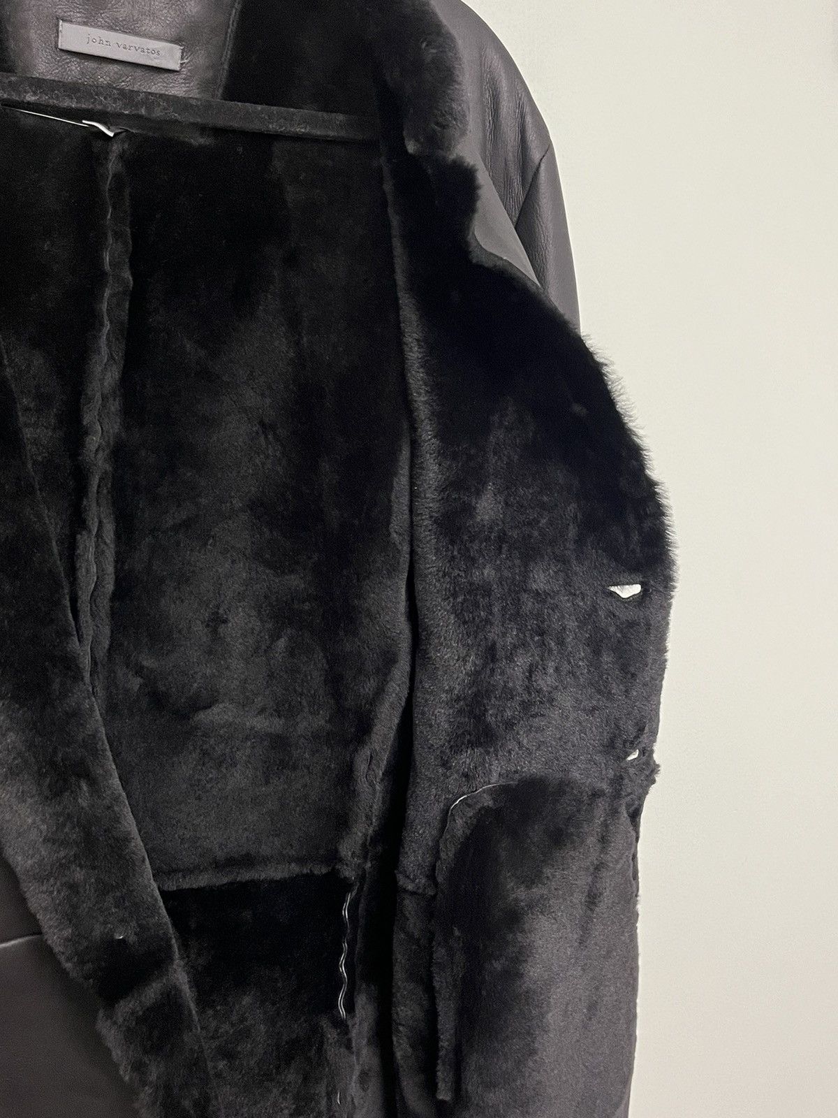 John Varvatos Sicklen shearing coat. 48 medium Size US M / EU 48-50 / 2 - 14 Thumbnail
