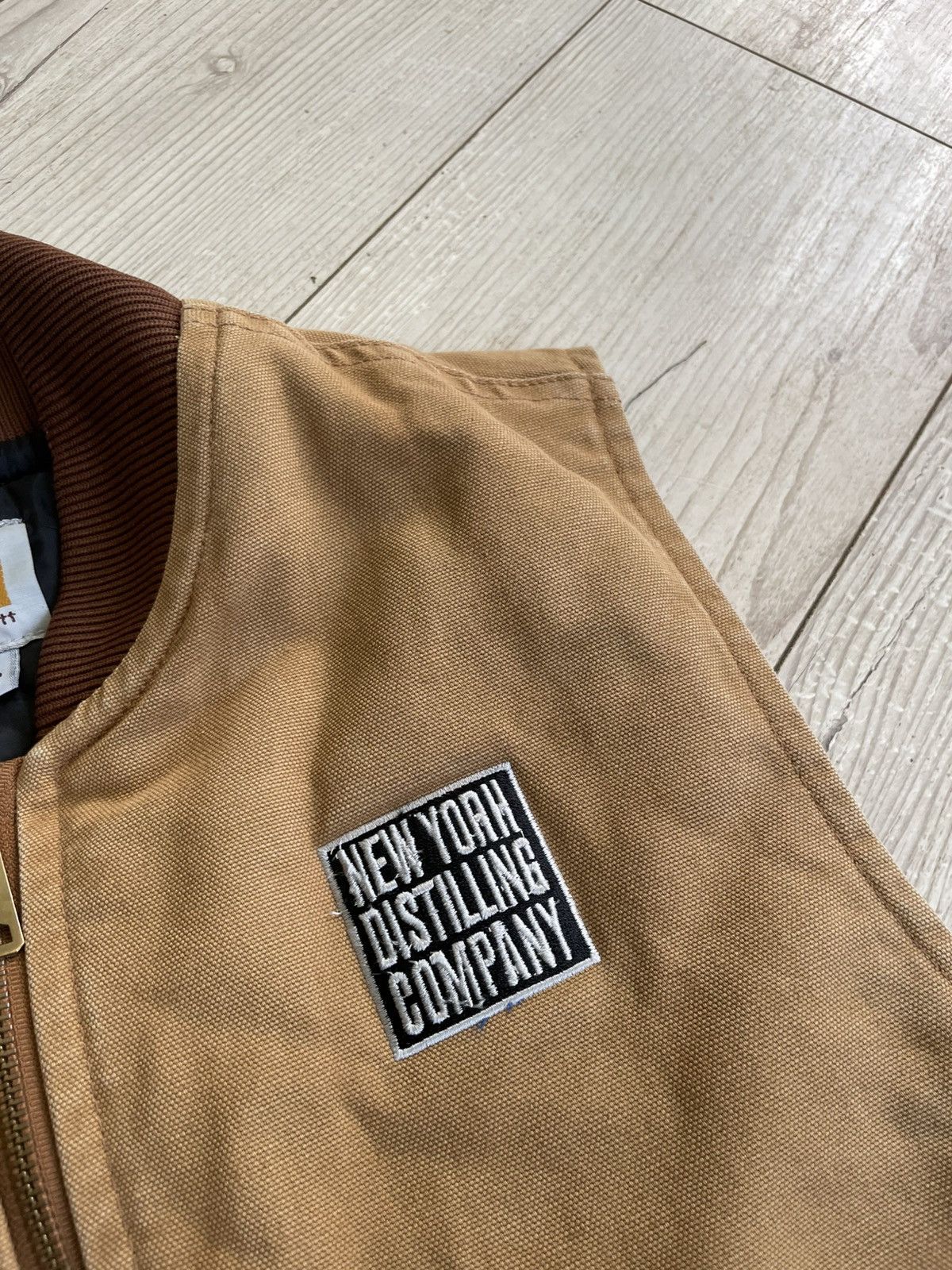 Carhartt × Vintage Vintage Carhartt Vest Jacket 90s Destroy Work USA Size US M / EU 48-50 / 2 - 6 Thumbnail