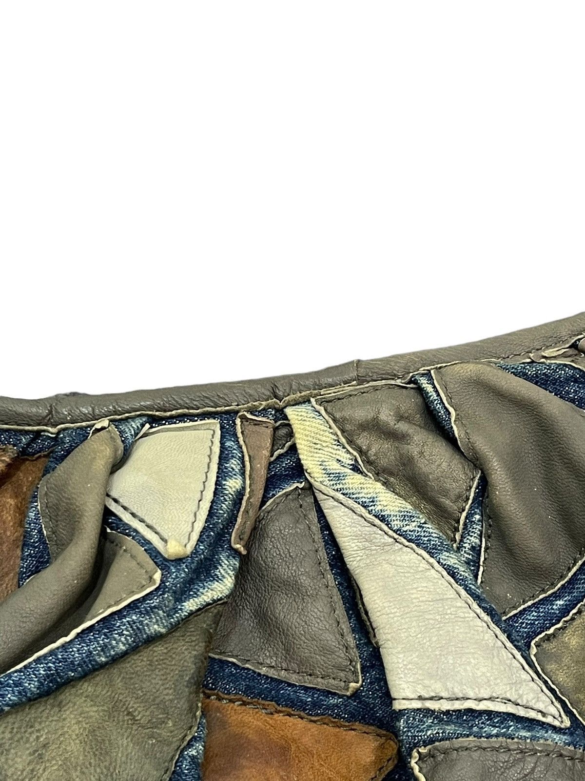 Japanese Brand Patchwork Leather x Denim Handmade Custom Messenger Bag 2🟩 Size ONE SIZE - 15 Thumbnail
