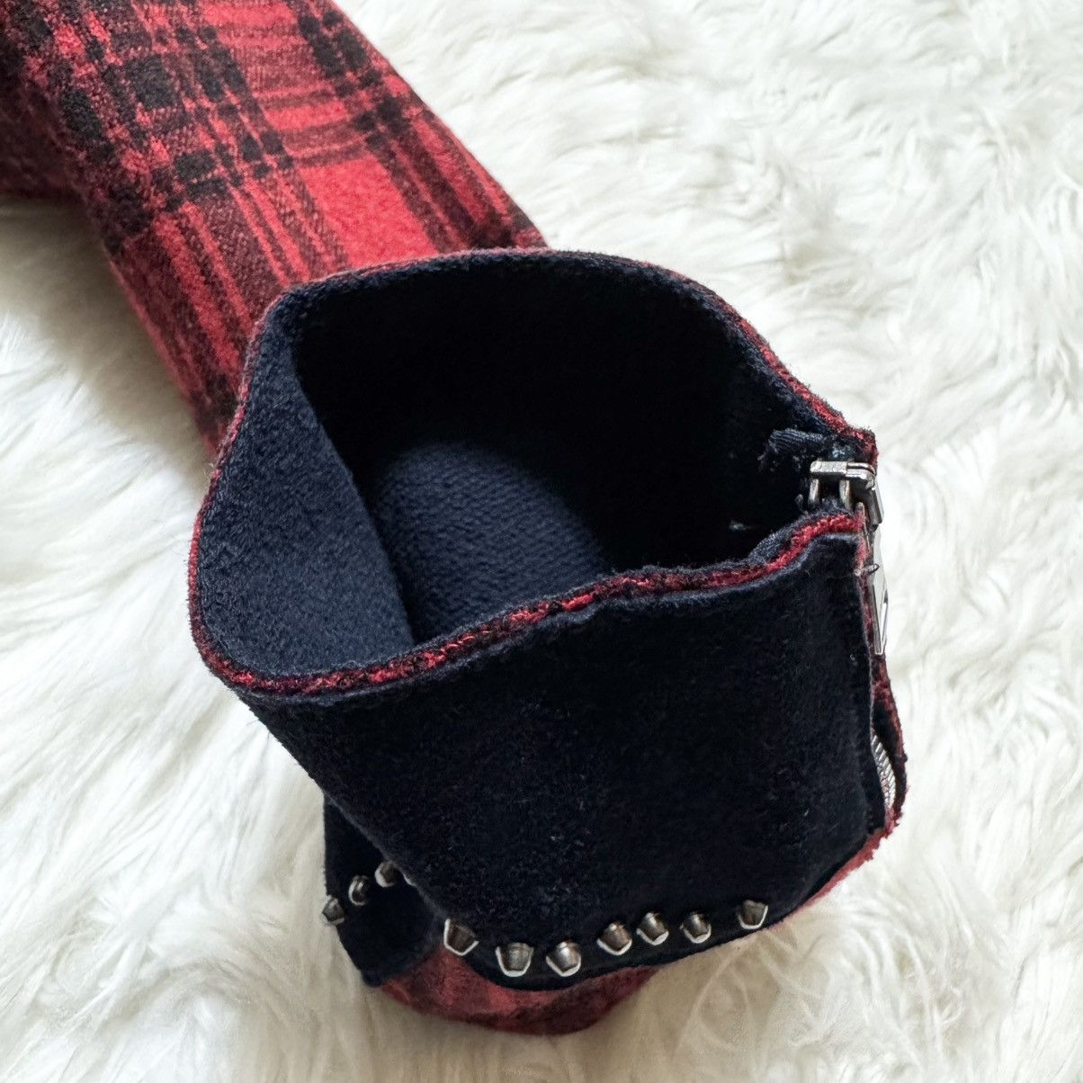 Gucci Gucci decorative piping, suede leather switching Sweater Size US S / EU 44-46 / 1 - 12 Thumbnail