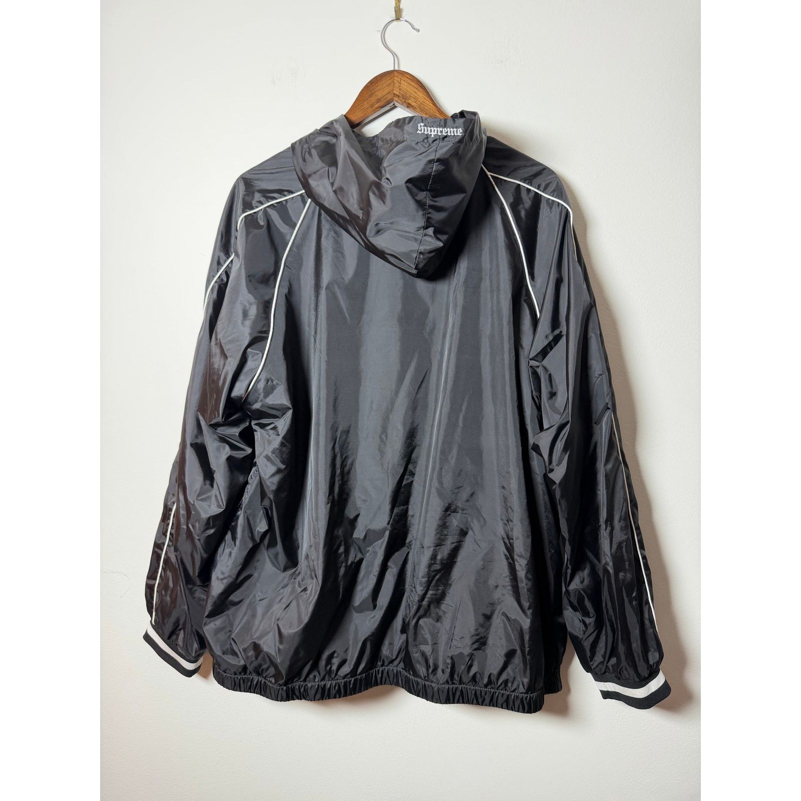 Supreme Supreme Hooded Warm Up Pullover 'Black' Size US L / EU 52-54 / 3 - 3 Thumbnail