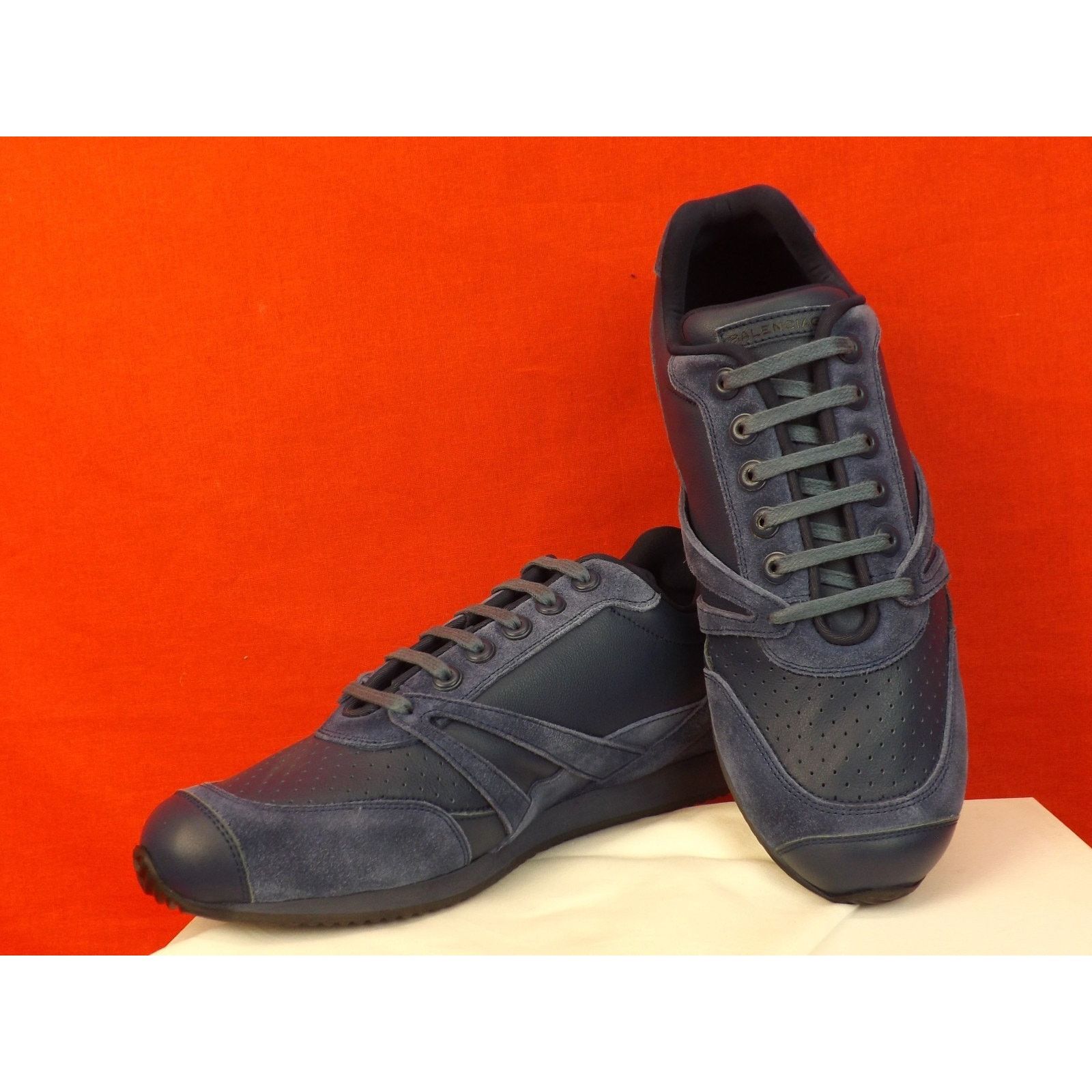 Balenciaga BALENCIAGA BLUE LEATHER SUEDE LOGO SNEAKERS TRAINERS 40 $495 Size US 10 / IT 40 - 4 Thumbnail