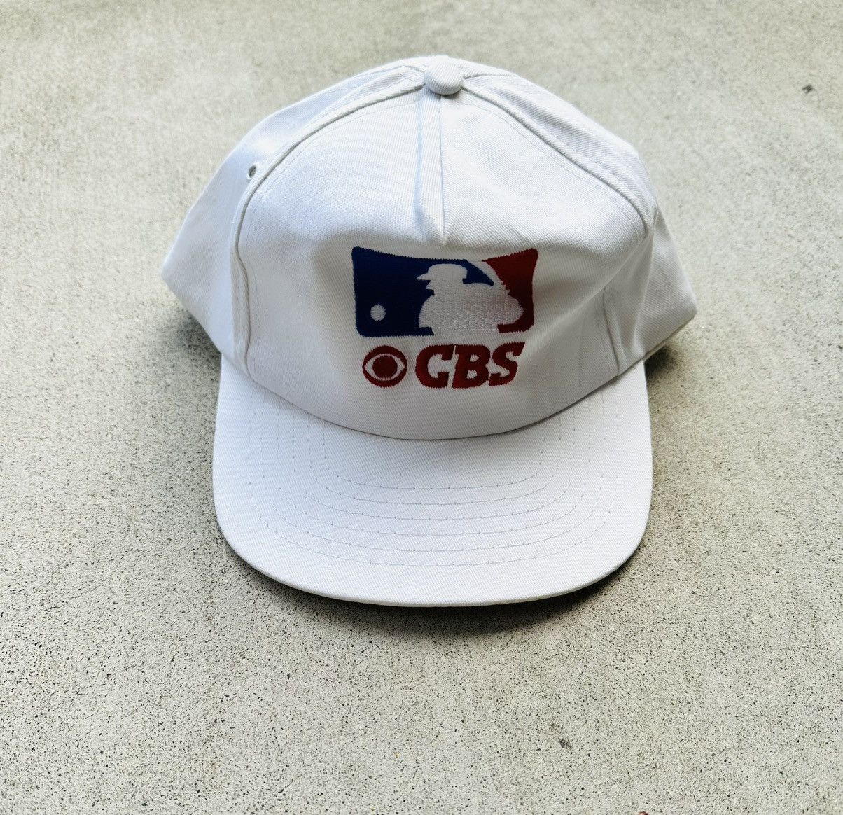 MLB × Vintage Vintage CBS MLB Baseball SnapBack Hat 80s White Adjustable Size ONE SIZE - 1 Thumbnail