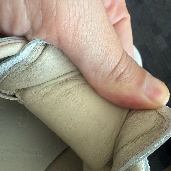 Maison Margiela Maison Margiela Gat Sneaker Low White Gray 16 49 Suede Size US 15 / EU 48 - 6 Thumbnail
