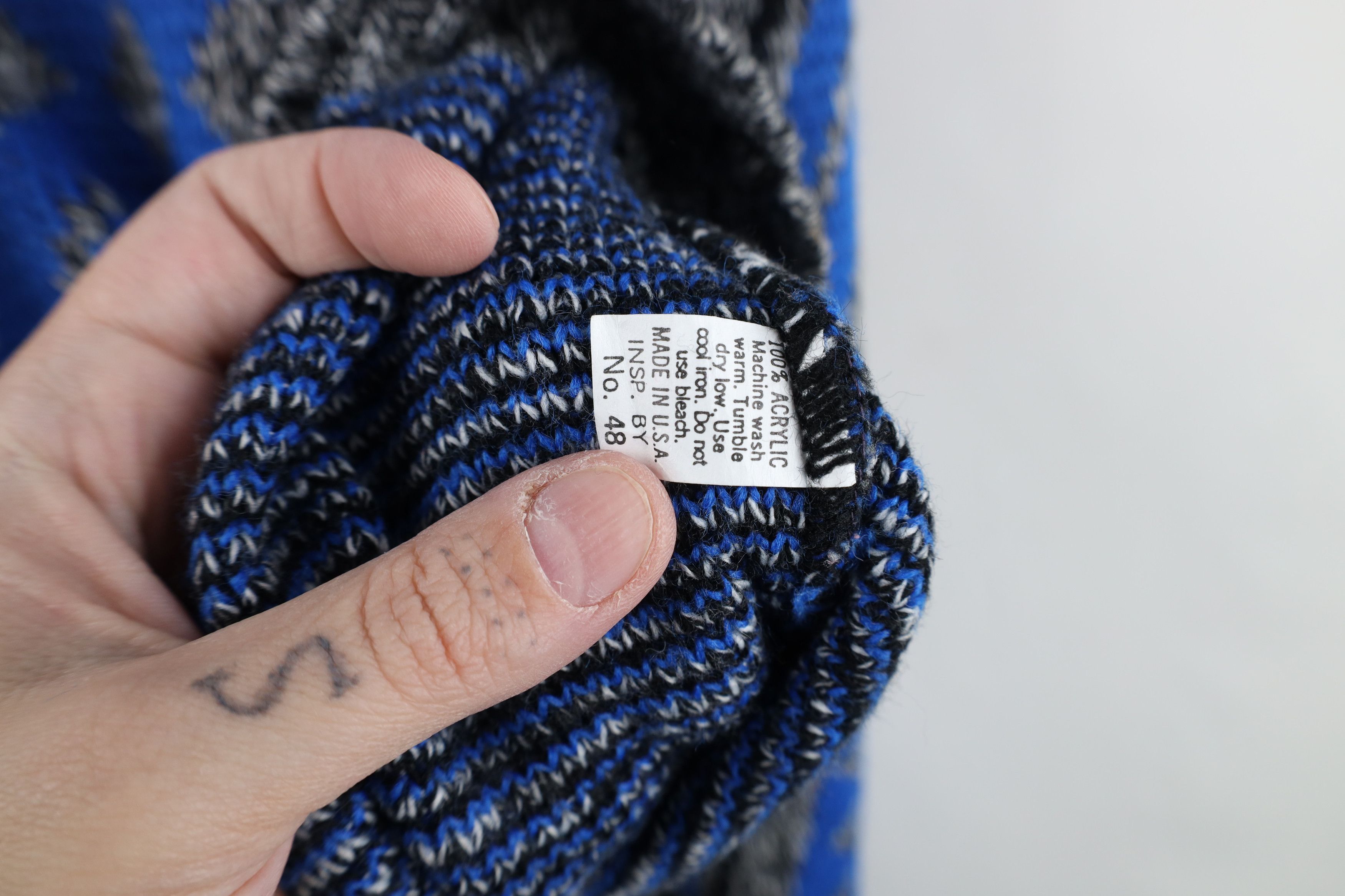 Vintage Vintage 90s Streetwear Fair Isle Diamond Knit Sweater USA Size XL / US 12-14 / IT 48-50 - 10 Thumbnail