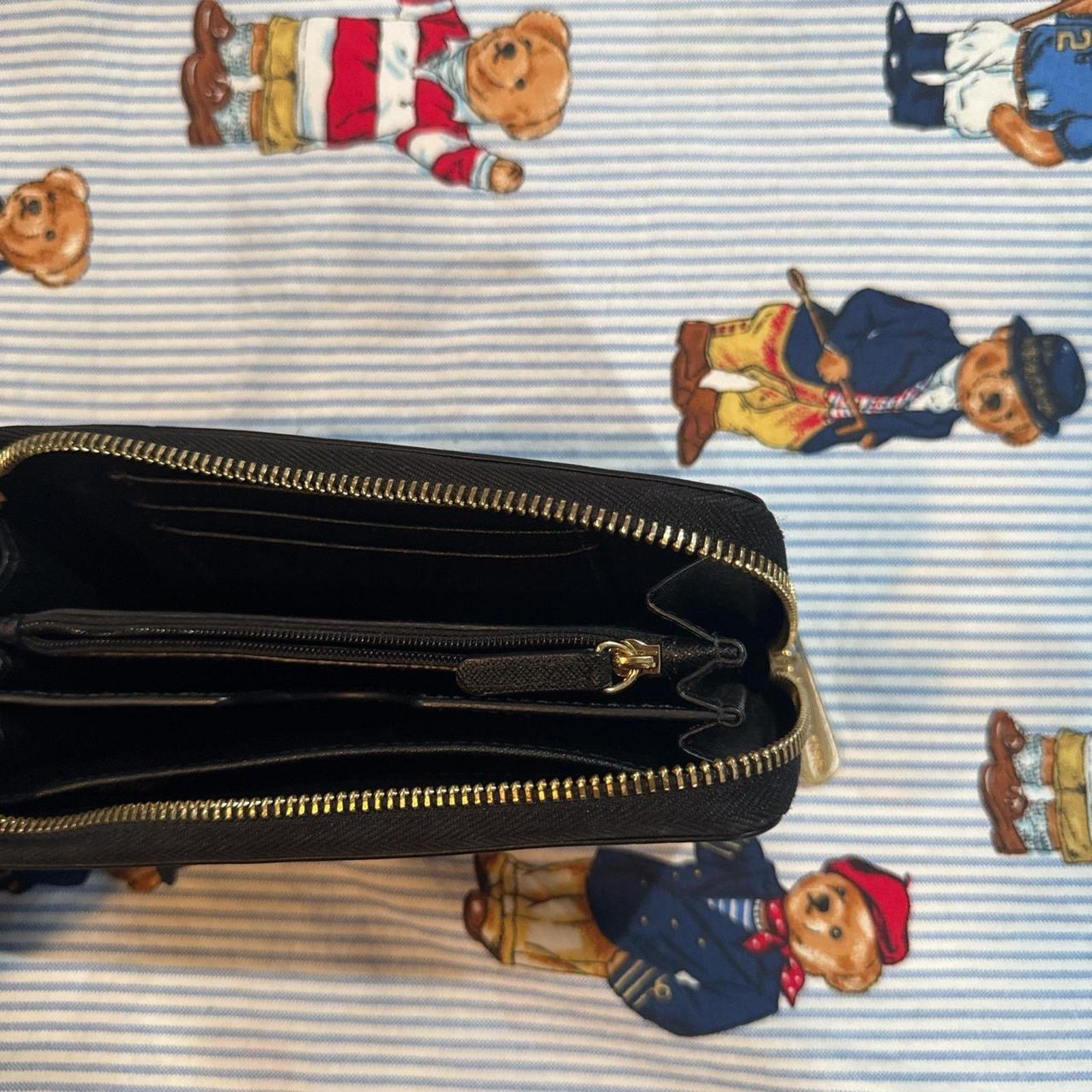 Michael Kors Michael Kors Wallet Size ONE SIZE - 2 Thumbnail