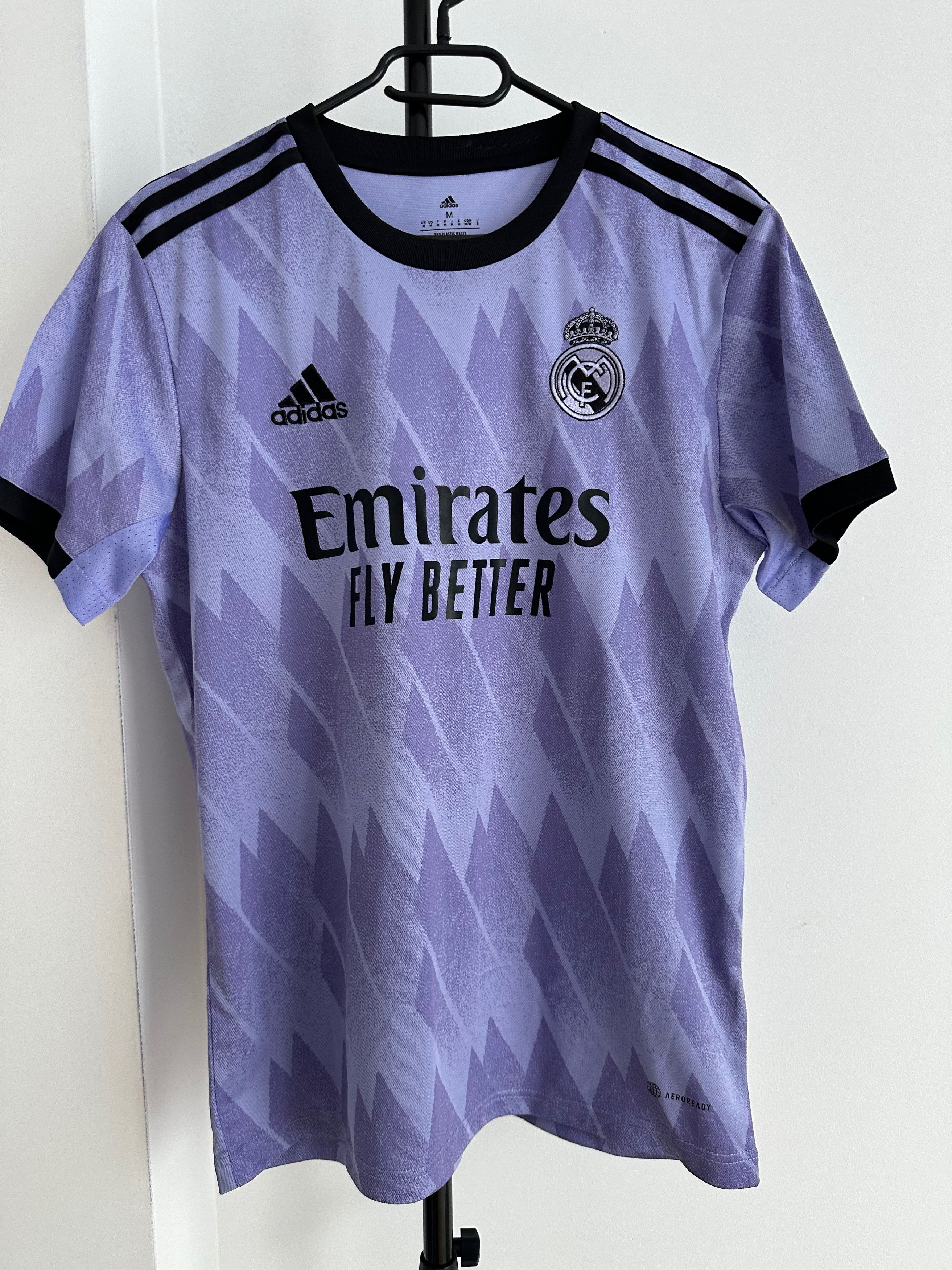Other 2022 Real Madrid REPLICA soccer football shirt jersey Size US M / EU 48-50 / 2 - 2 Thumbnail