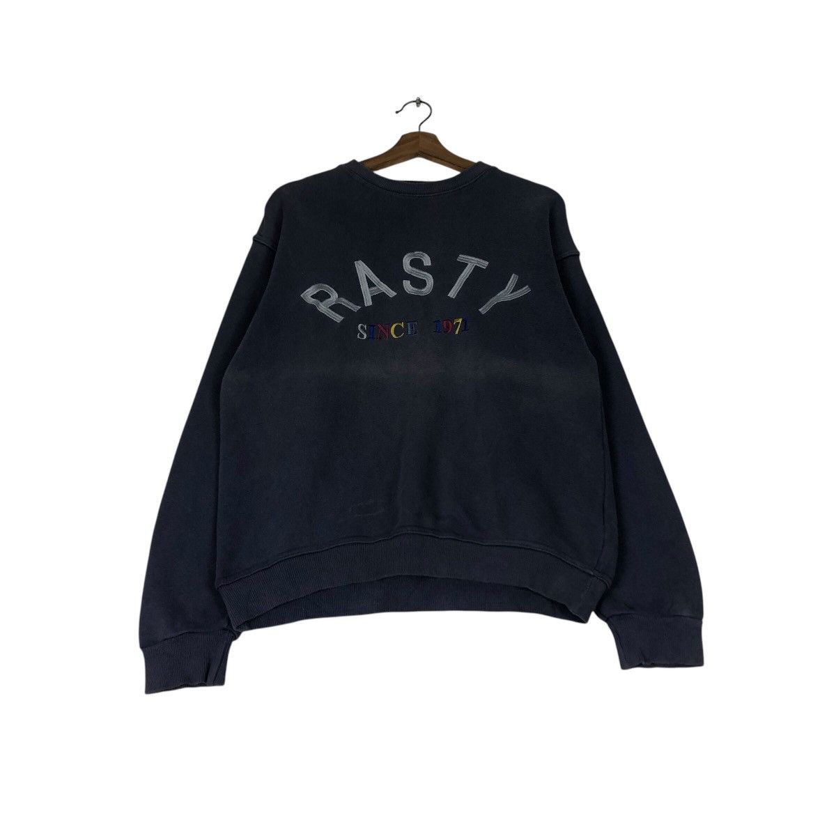 Japanese Brand Rasty 1971 Sun-Faded Navy Crewneck – Rainbow Stitch Vintage Size US M / EU 48-50 / 2 - 4 Thumbnail