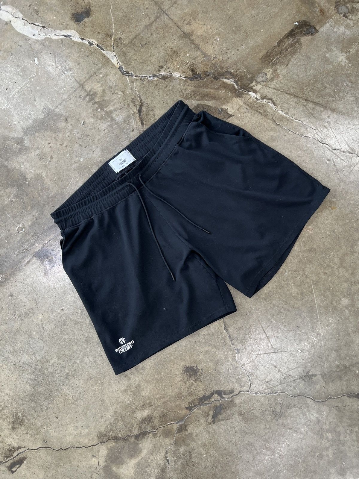 Reigning Champ Reigning Champ Athletic style Shorts XXL Size US 38 / EU 54 - 1 Thumbnail