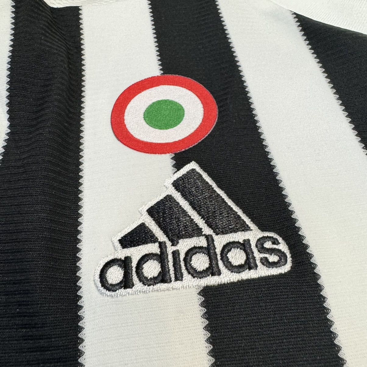 Adidas Juventus 15/16 supercoppa final shirt #17 Mandzukic Size US S / EU 44-46 / 1 - 4 Thumbnail