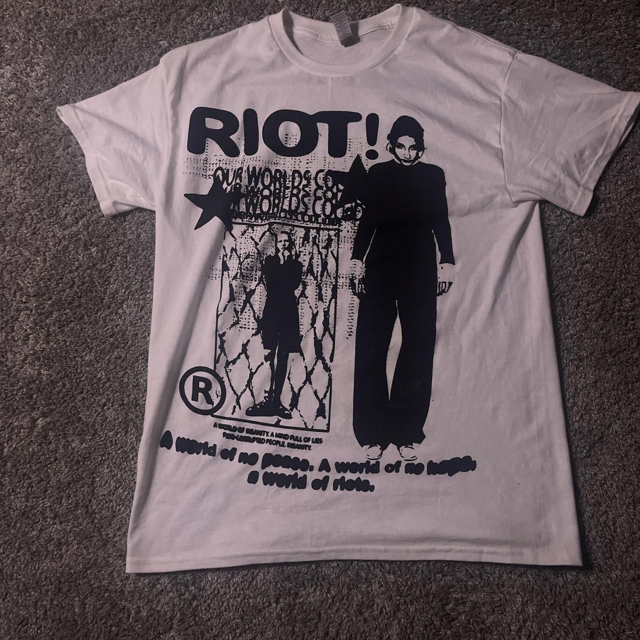 Other riot tee Size US M / EU 48-50 / 2 - 1 Preview