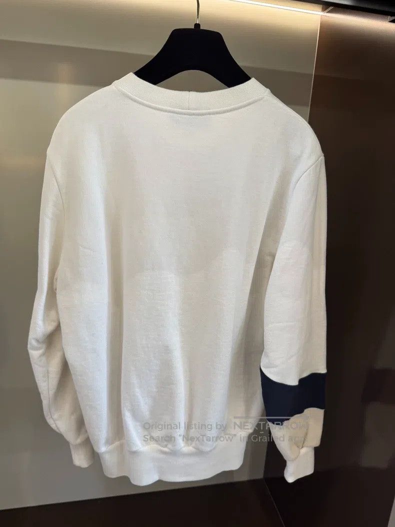 Chanel Chanel Double C oversized logo colour-blocked pullover swe Size XS / US 0-2 / IT 36-38 - 4 Thumbnail