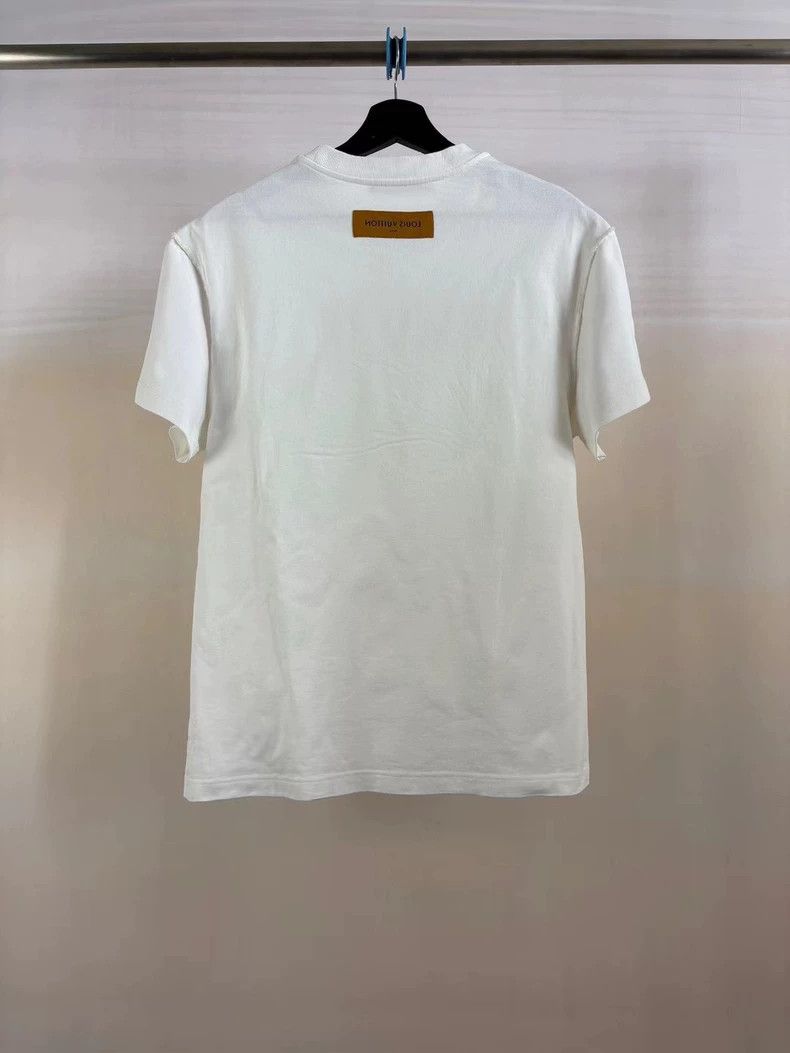 Louis Vuitton LOUIS VUITTON White and green small plane embroidered logi Size US S / EU 44-46 / 1 - 2 Thumbnail
