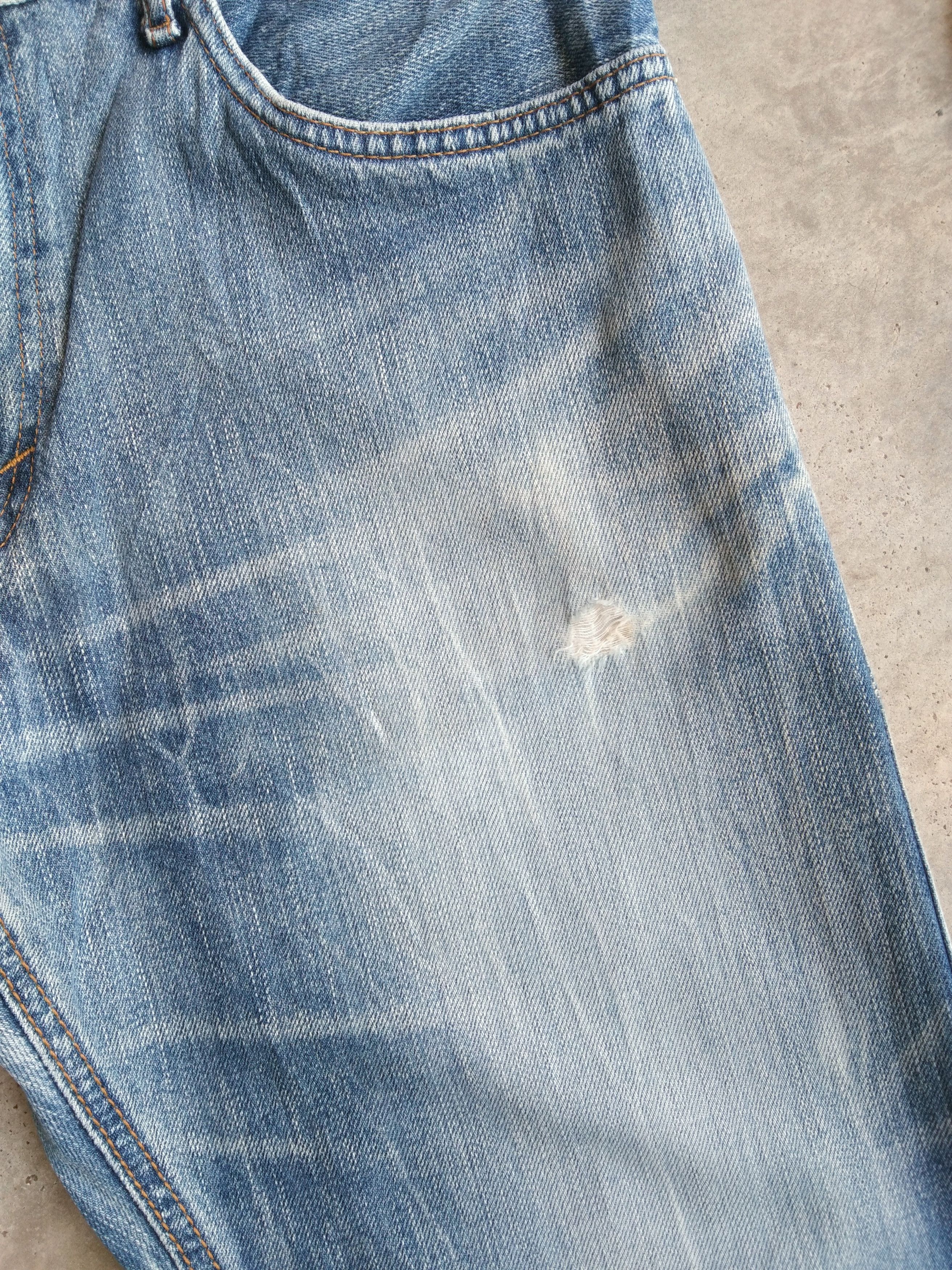Japanese Brand Vintage Faded Blue Edwin Released Hem Distressed Jeans 31x29 Size US 31 - 4 Thumbnail