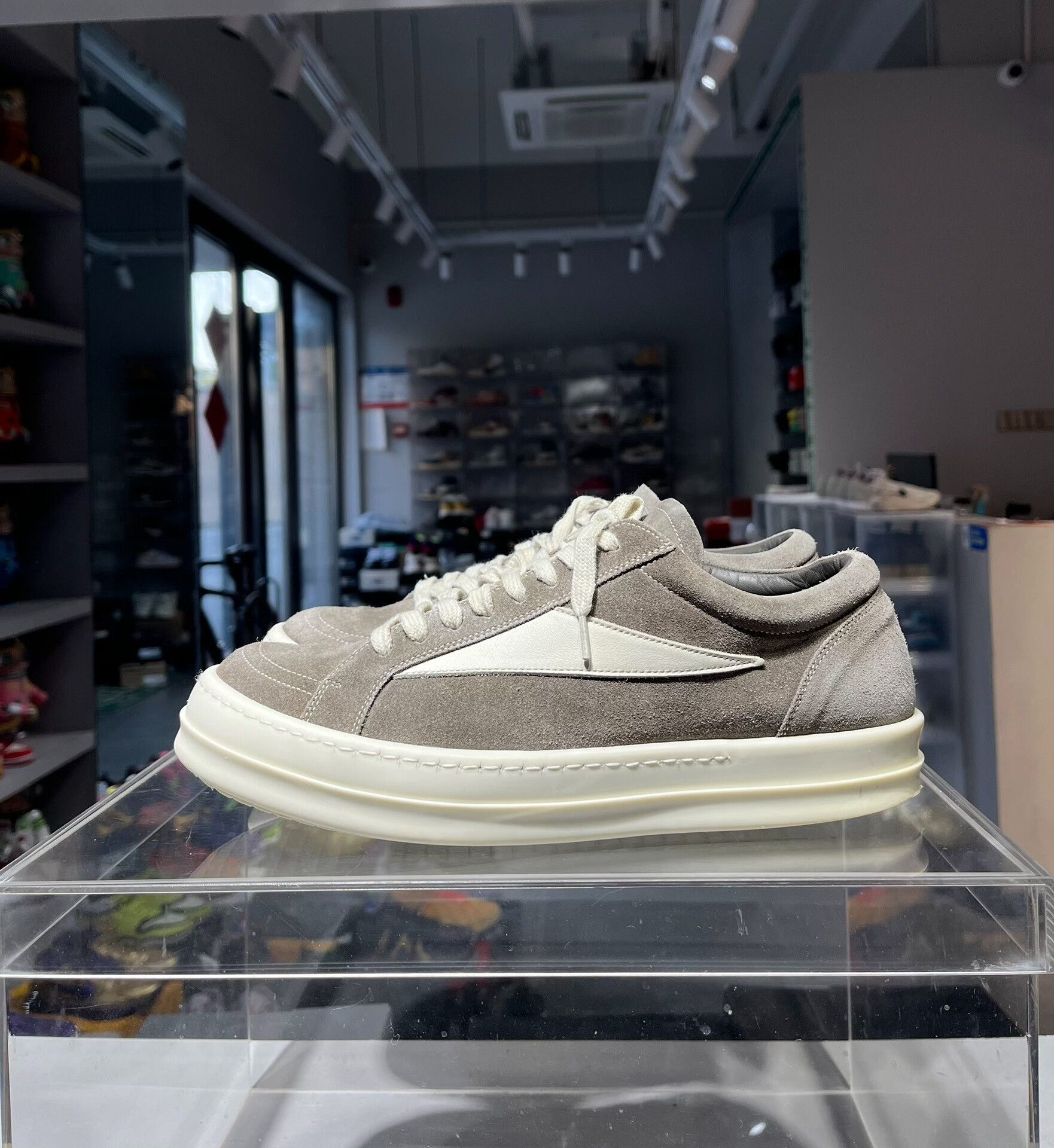 Rick Owens Rick Owens Suede Gray Lowtop Sneakers 8 Men Size US 8 / EU 41 - 1 Thumbnail