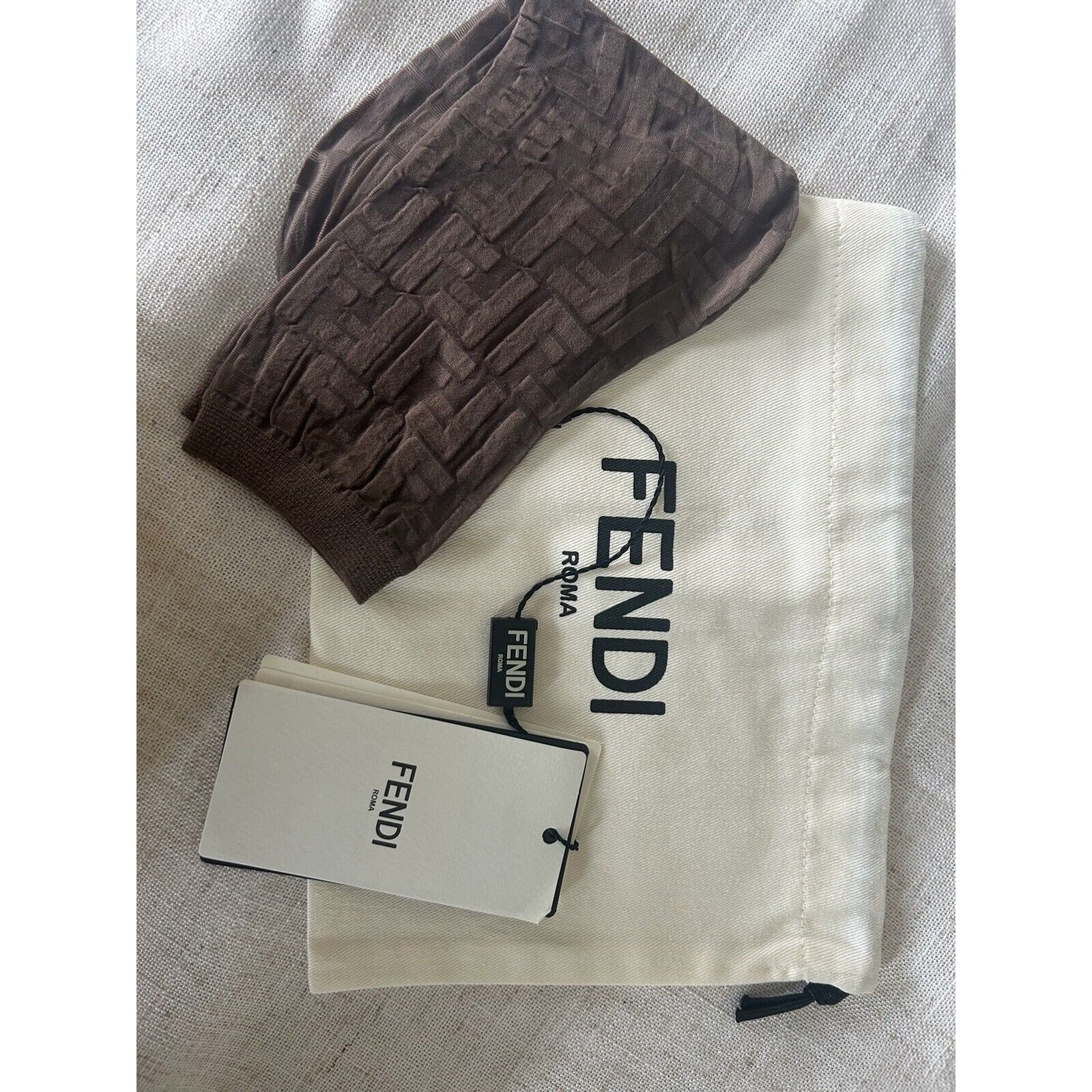 Fendi NWT Fendi Logo Socks Size US 8.5 / IT 38.5 - 4 Thumbnail