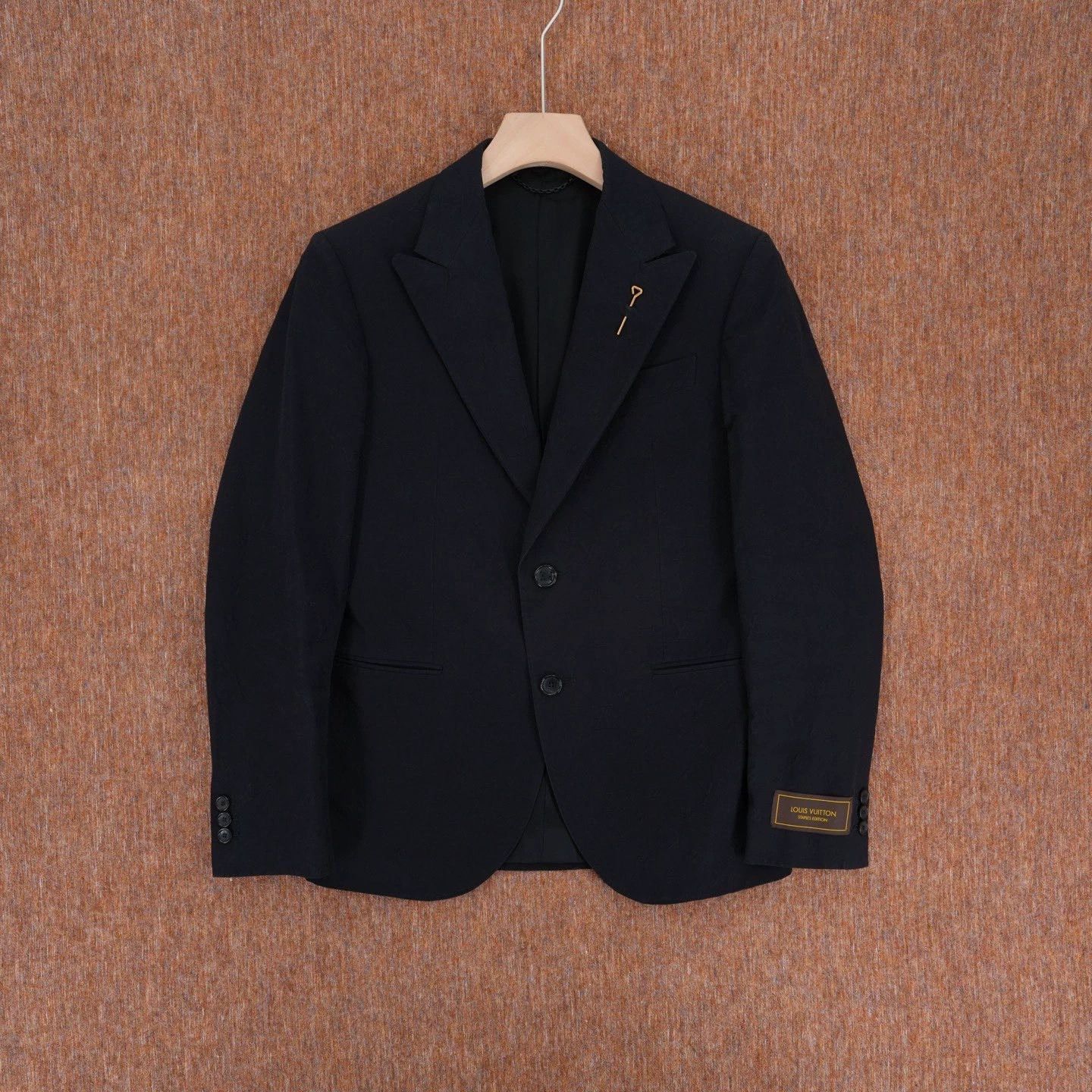 Louis Vuitton Louis Vuitton Monogram Pin Detailed Blazer - dmc Size US M / EU 48-50 / 2 - 1 Thumbnail