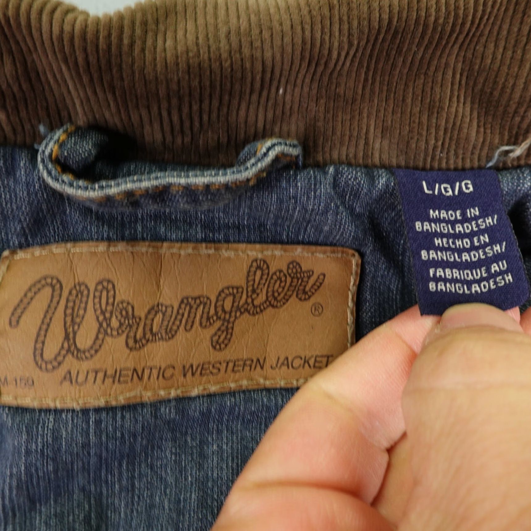 Wrangler VINTAGE Wrangler Denim Jacket Mens Large Western Chore Coat Casual Workwear 90s Blue Size US 33 - 7 Thumbnail