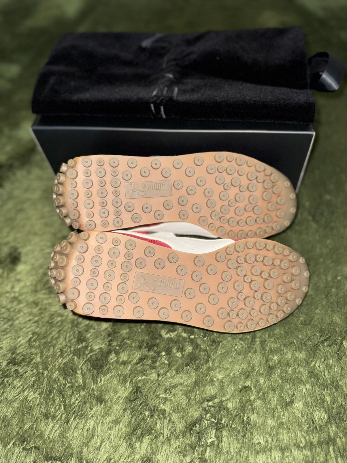 Fenty × Puma [US 9.5] Puma x FENTY Rihanna Avanti Club Red Gum Size US 9.5 / EU 42-43 - 6 Thumbnail