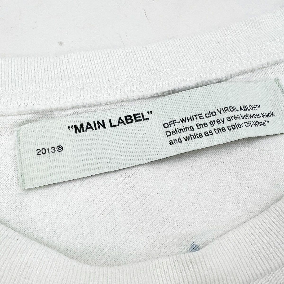 Off-White Off-White Triangle Planet T Shirt Size US XXL / EU 58 / 5 - 5 Thumbnail
