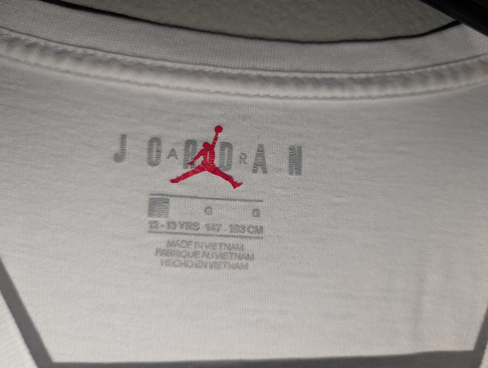 Designer Jordan Youth Classic Logo T-Shirt Size Large 12-13 Year Size US L / EU 52-54 / 3 - 4 Thumbnail